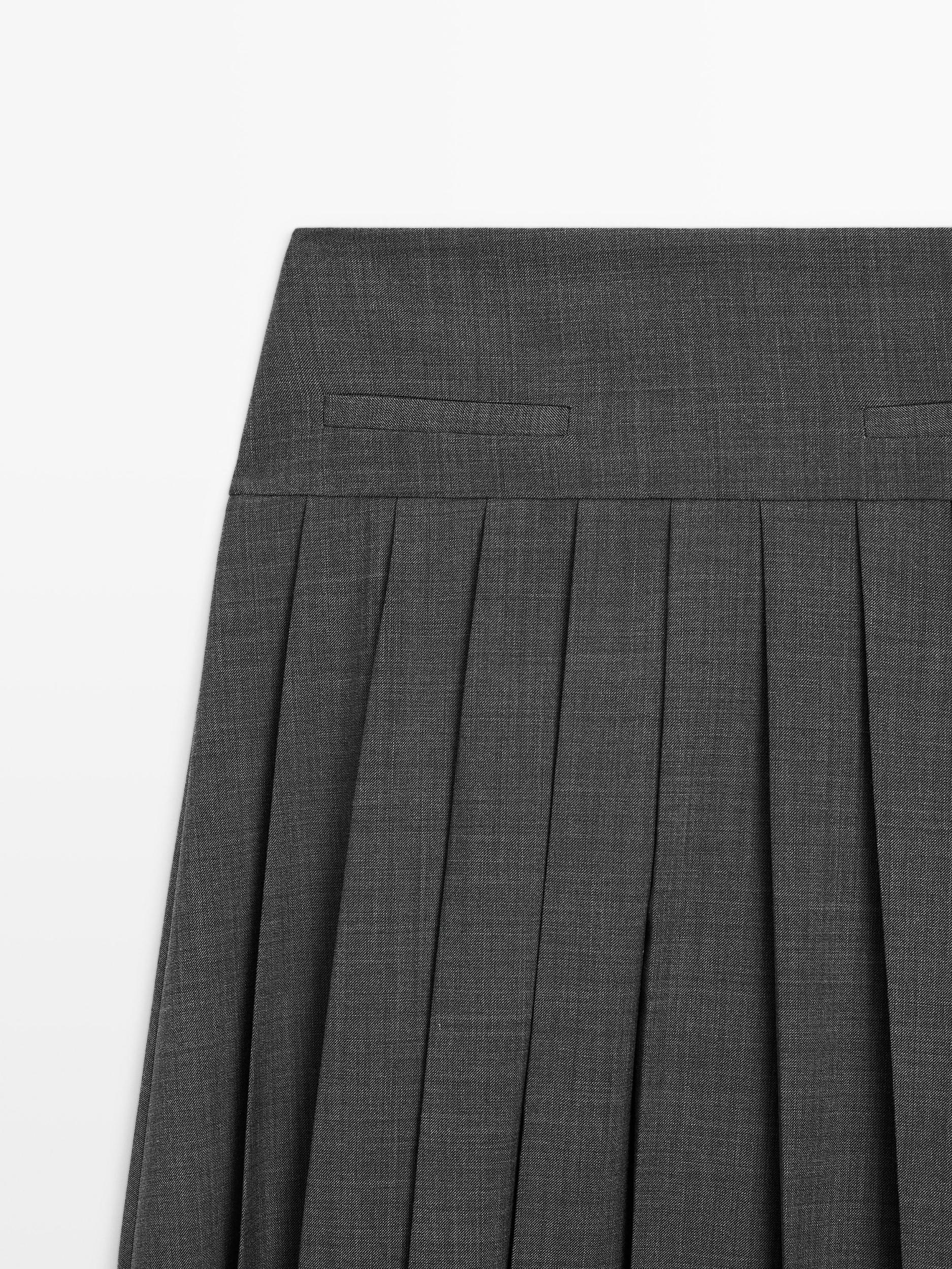 Midi skirt with box pleats Product Image