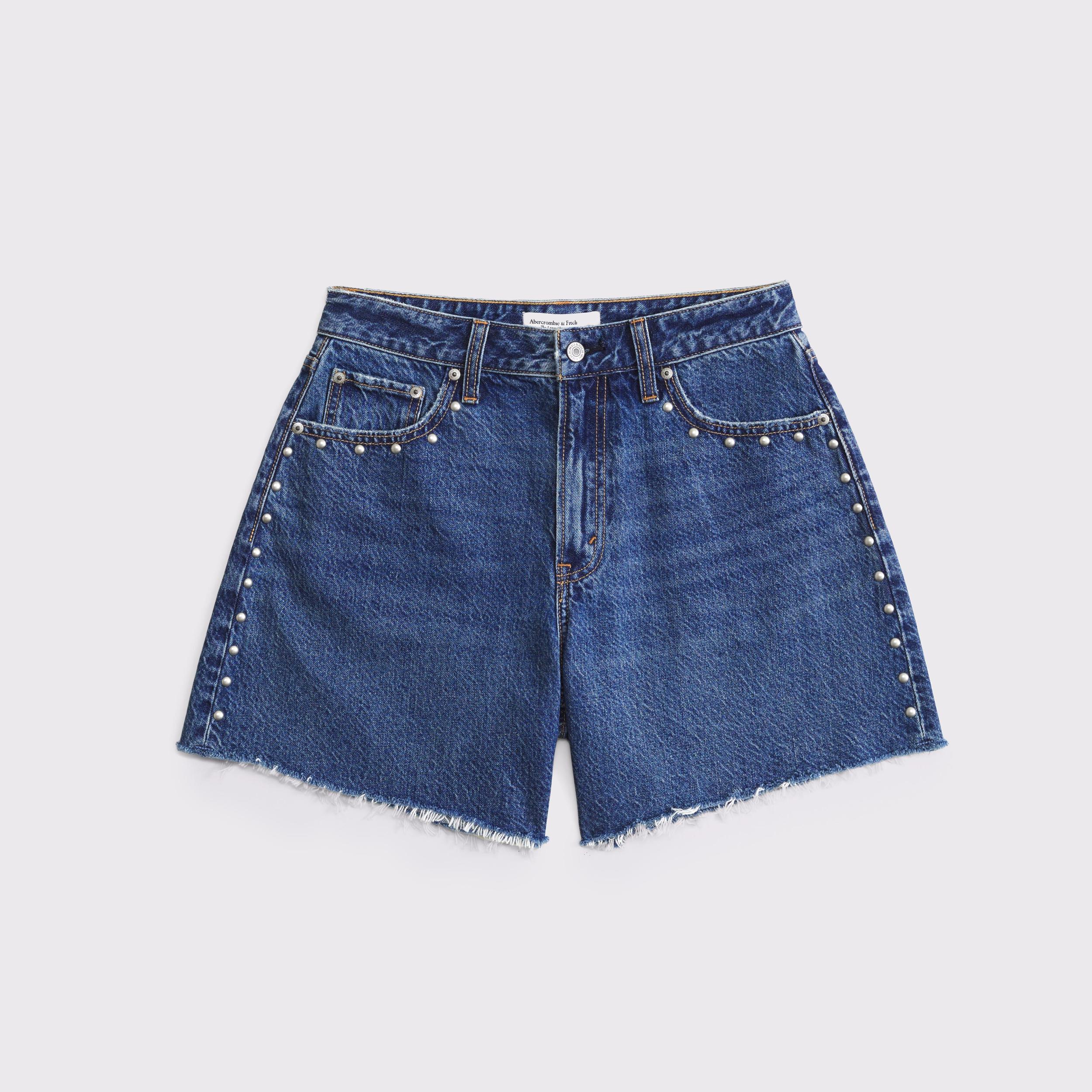 Curve Love High Rise Loose Short Product Image