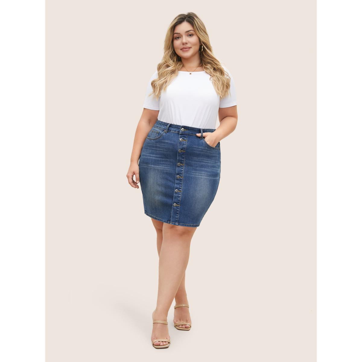Plus Size Dark Wash Button Detail Bodycon Denim Skirt Women Blue Everyday Non Plain High stretch Dark Wash 28/5X Slanted pocket Elegant Denim Skirts BloomChic Product Image