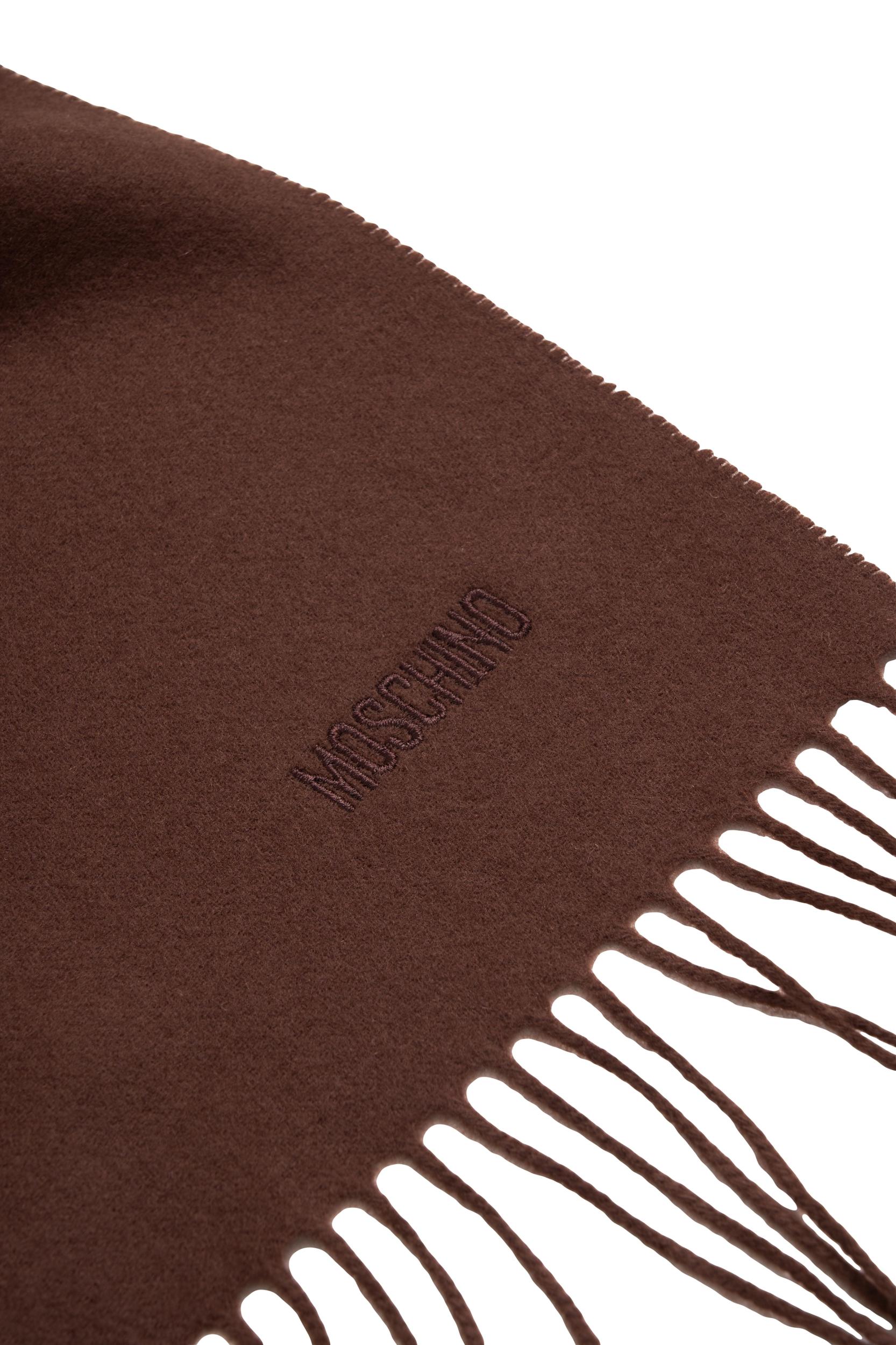 Scarf with fringe details Product Image