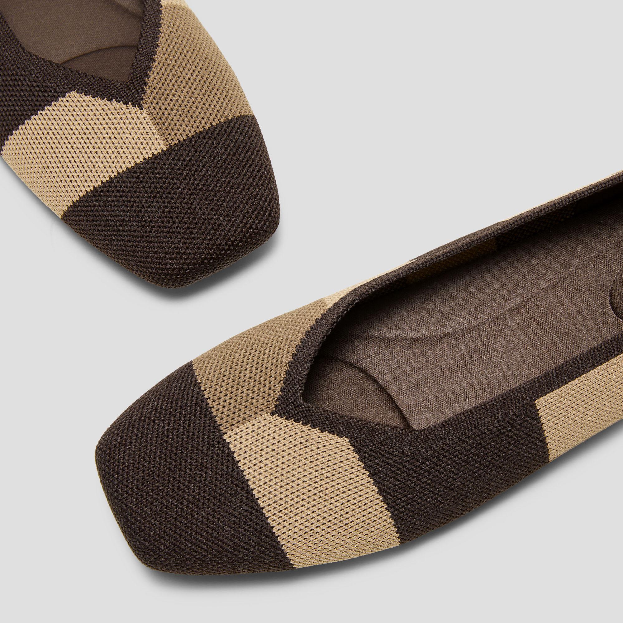 Square-Toe V-Cut Flats (Margot 2.0) Product Image