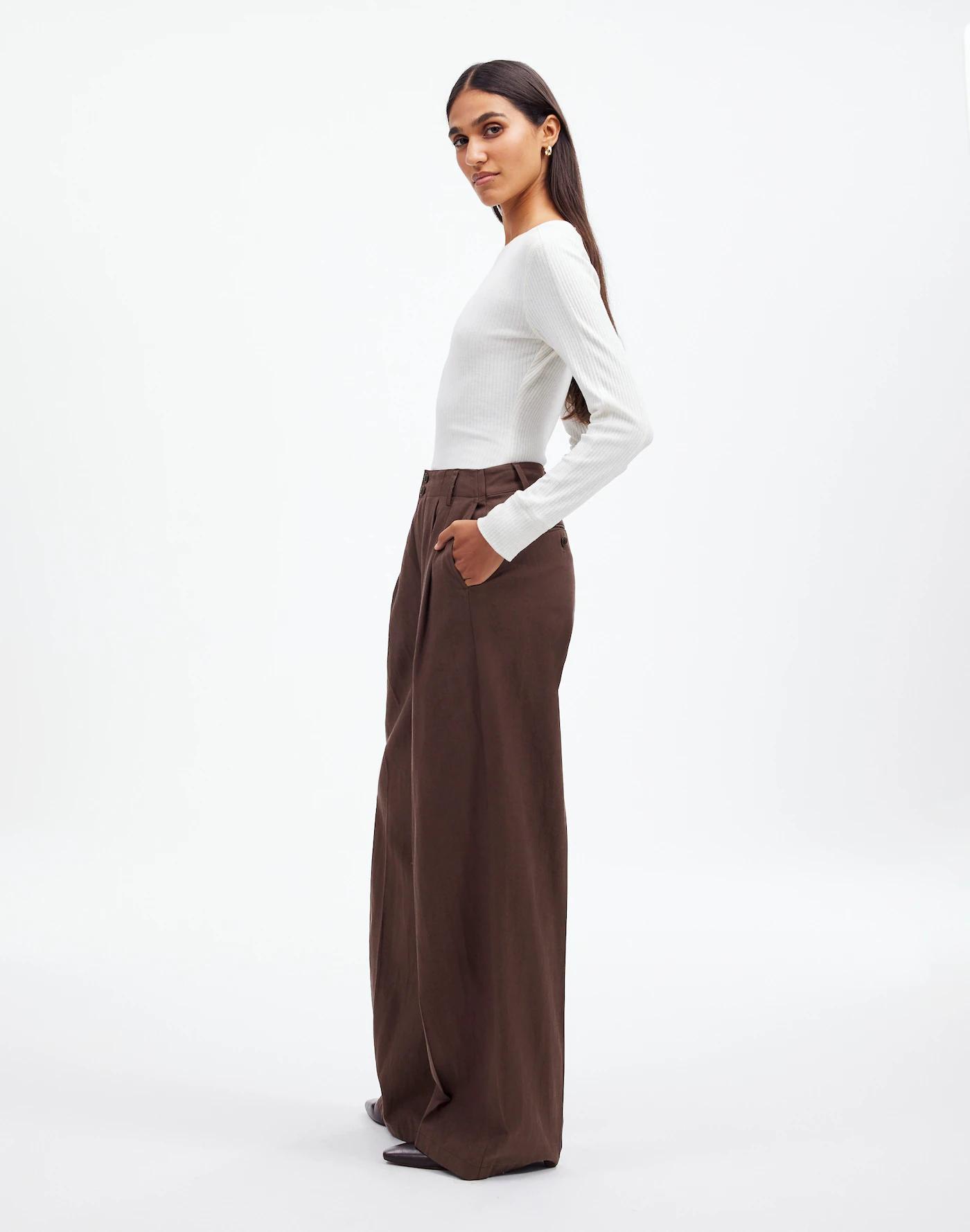 The Petite Harlow Wide-Leg Pant in Drapey Twill Product Image