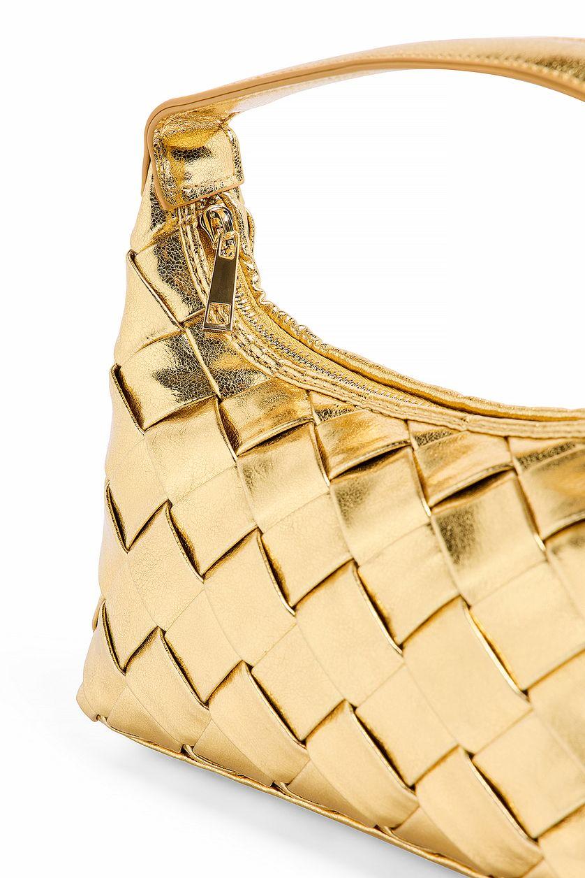 Small Woven Triangular Bag Product Image