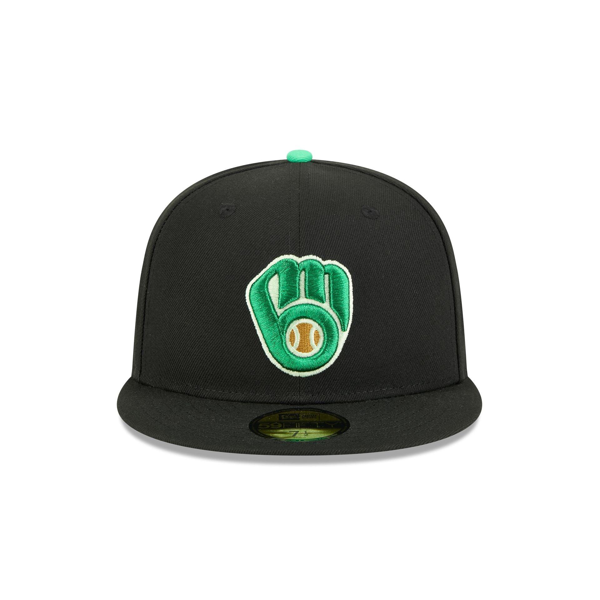Milwaukee Brewers St. Patrick's Day 2026 59FIFTY Fitted Hat Male Product Image