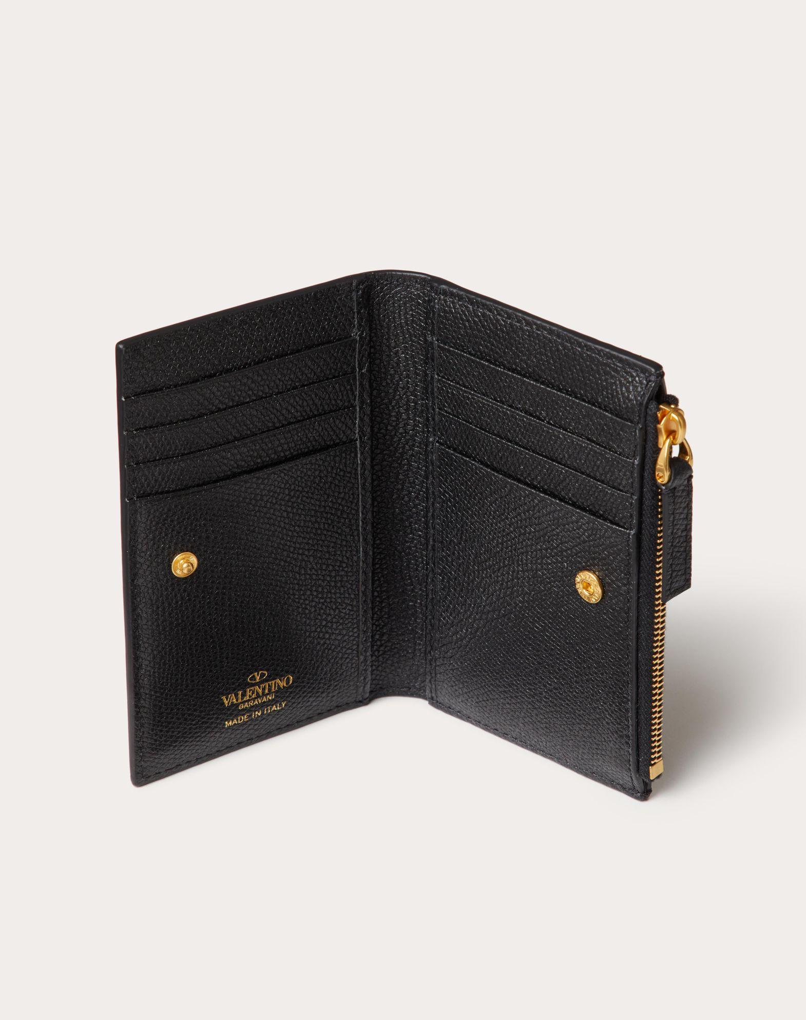 Vlogo Signature Grainy Calfskin Cardholder Wth Zipper Product Image