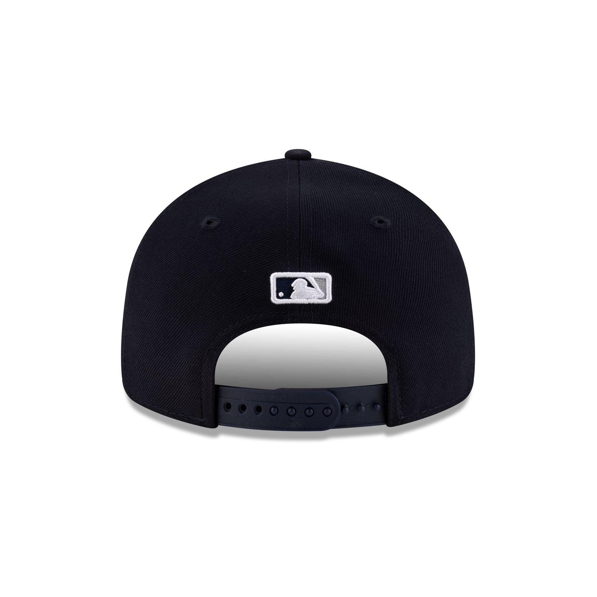 Chicago White Sox Jackie Robinson Day 2025 Retro Crown 9FIFTY Snapback Hat Male Product Image