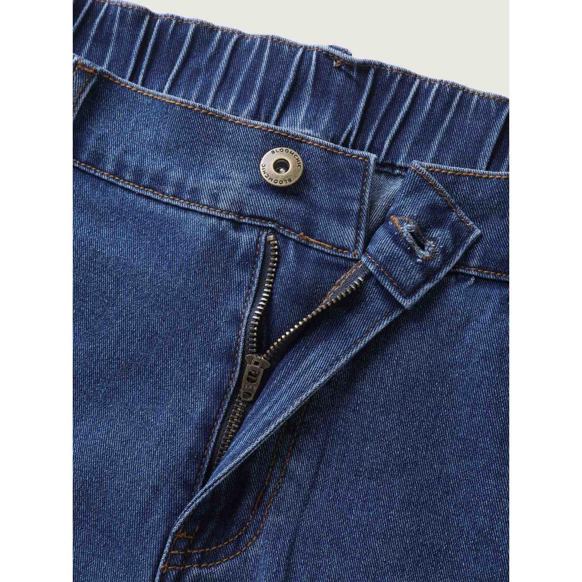 Plus Size Floral Embroidered Elastic Waist Cropped Jeans Women Midblue Medium stretch Slanted pocket Jeans BloomChic 20/2X Product Image