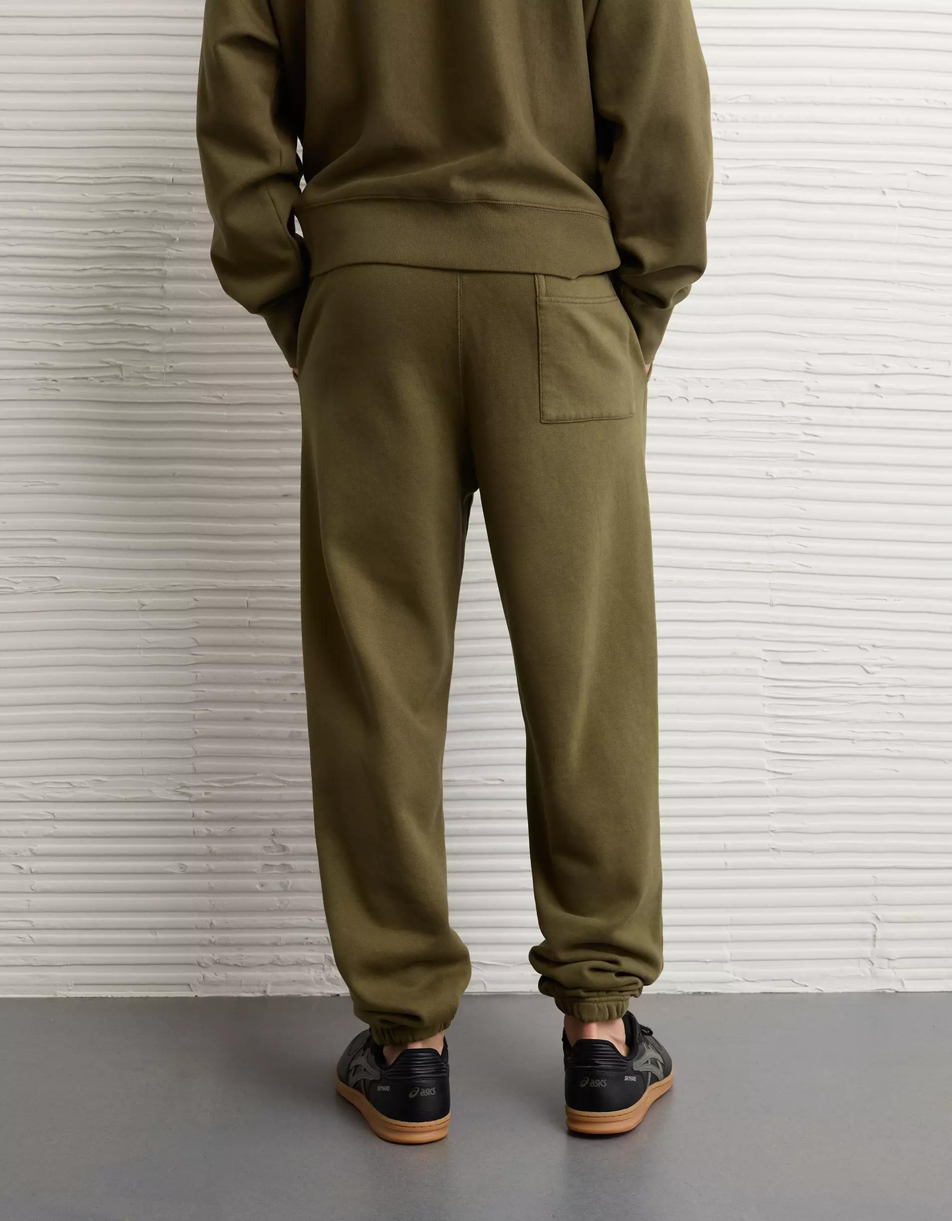 AE Laidback Luxe Heavyweight Sweatpant Product Image