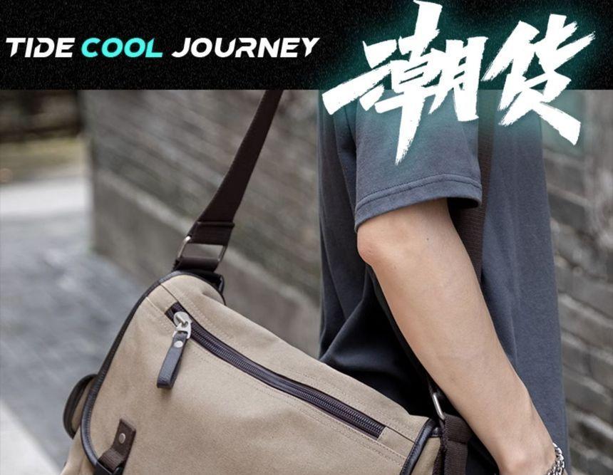 Plain Sling Bag Product Image
