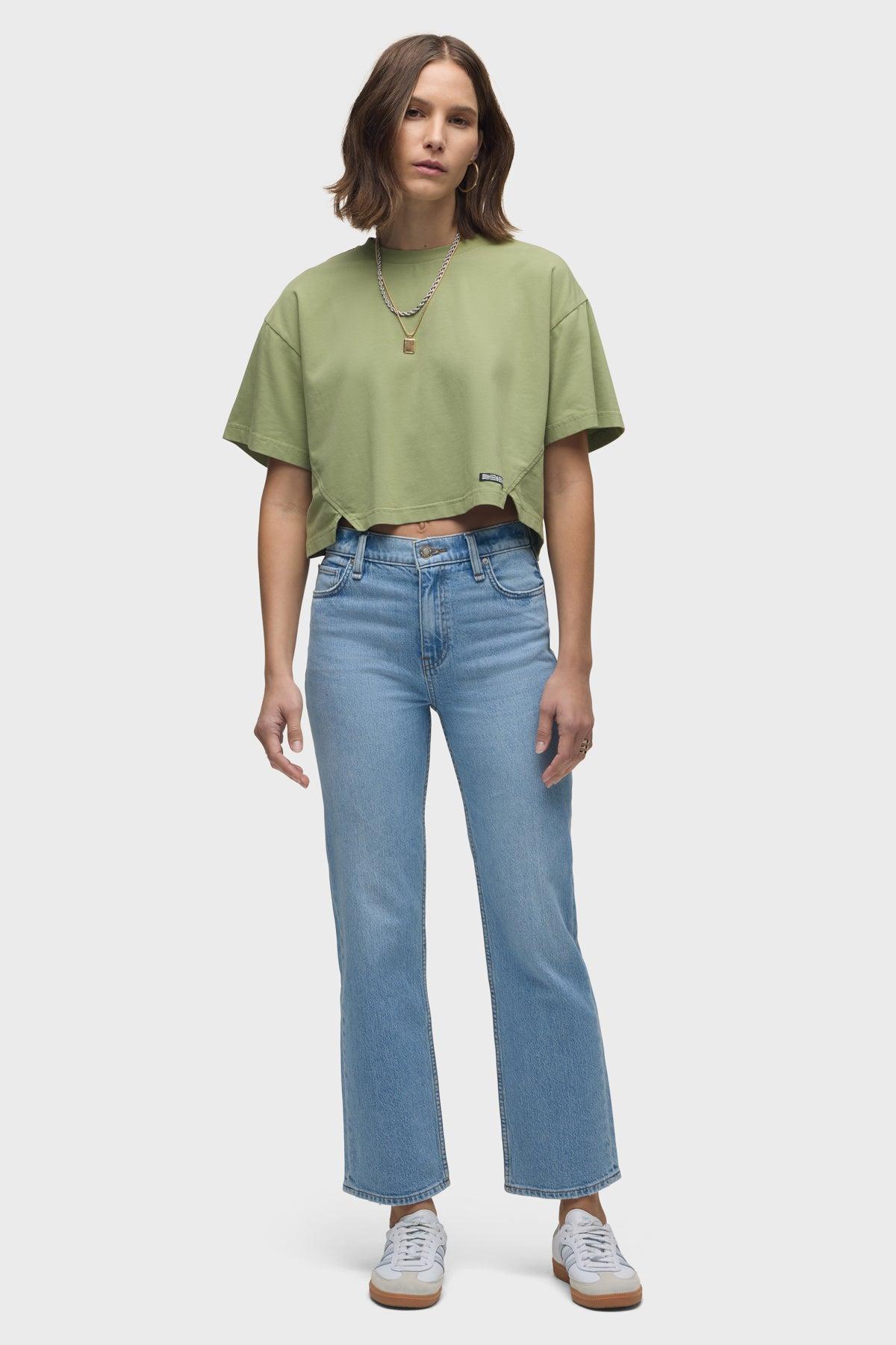 Short Sleeve Forward Seam Tee Female Product Image