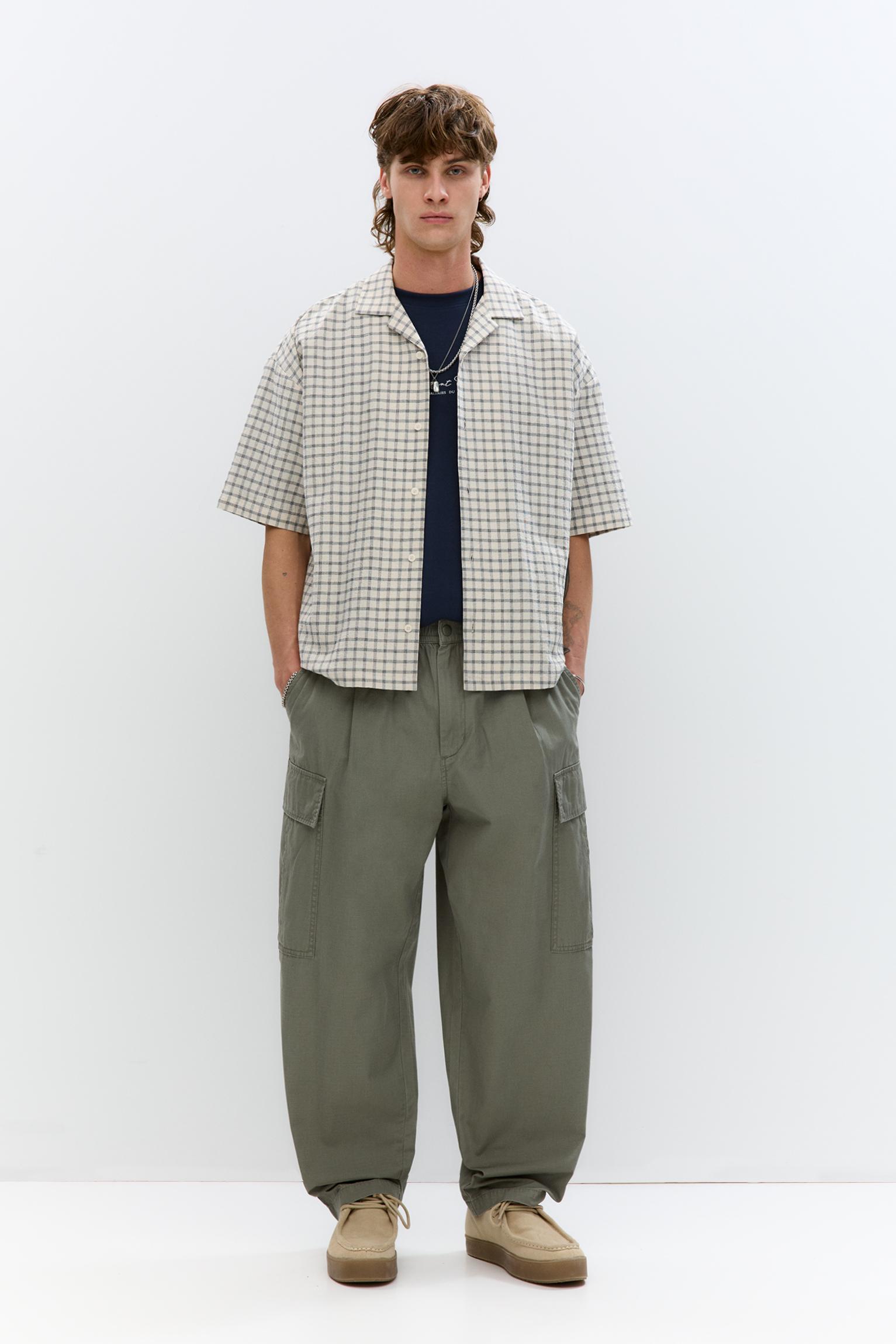 Balloon fit cargo pants Product Image