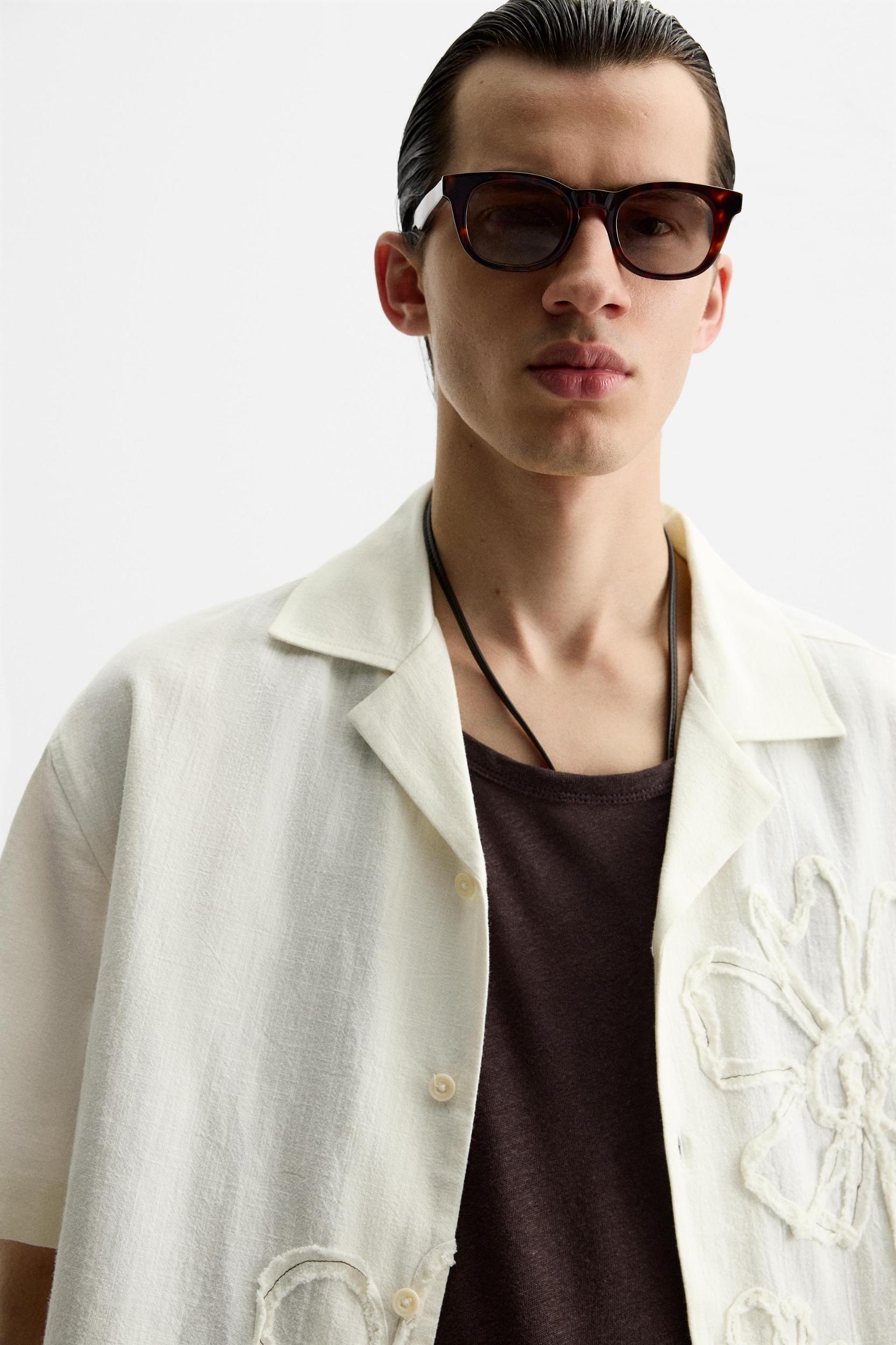 RELAXED FIT SHIRT Product Image