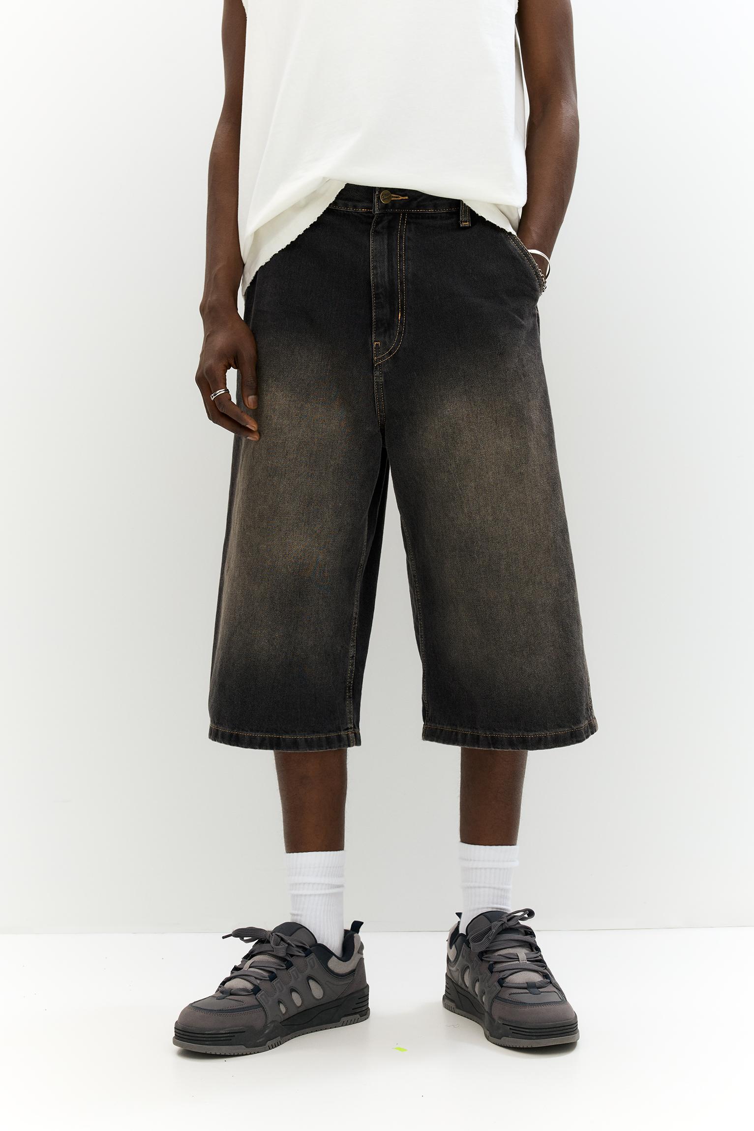 STWD super baggy jorts Product Image