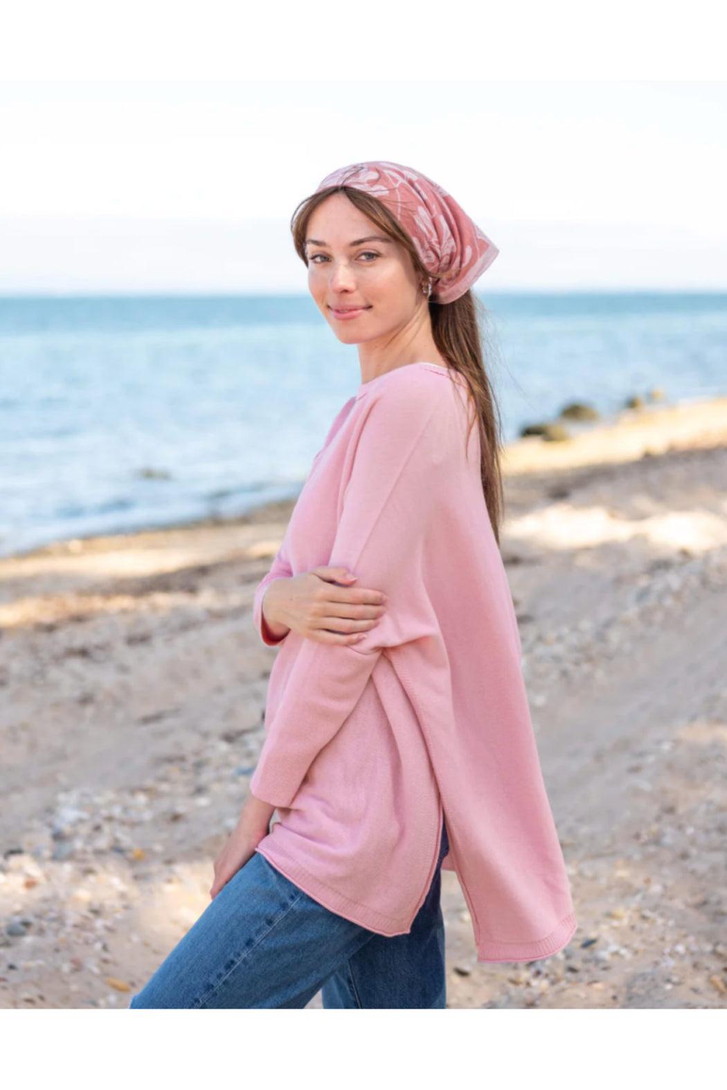 CATALINA CREWNECK MINI POCKET TRAVEL SWEATER Product Image