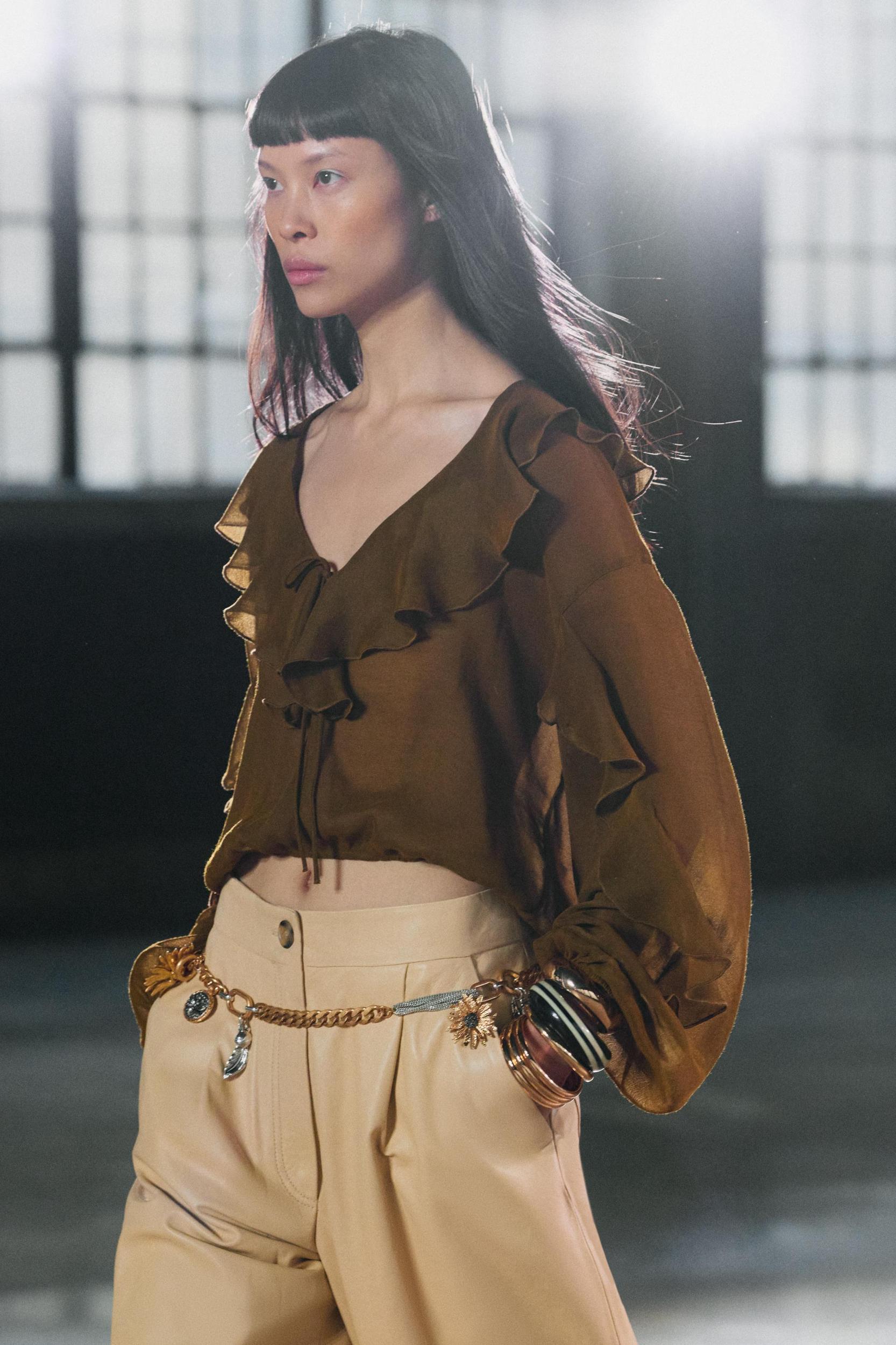 RUFFLED FLOWY BLOUSE Product Image