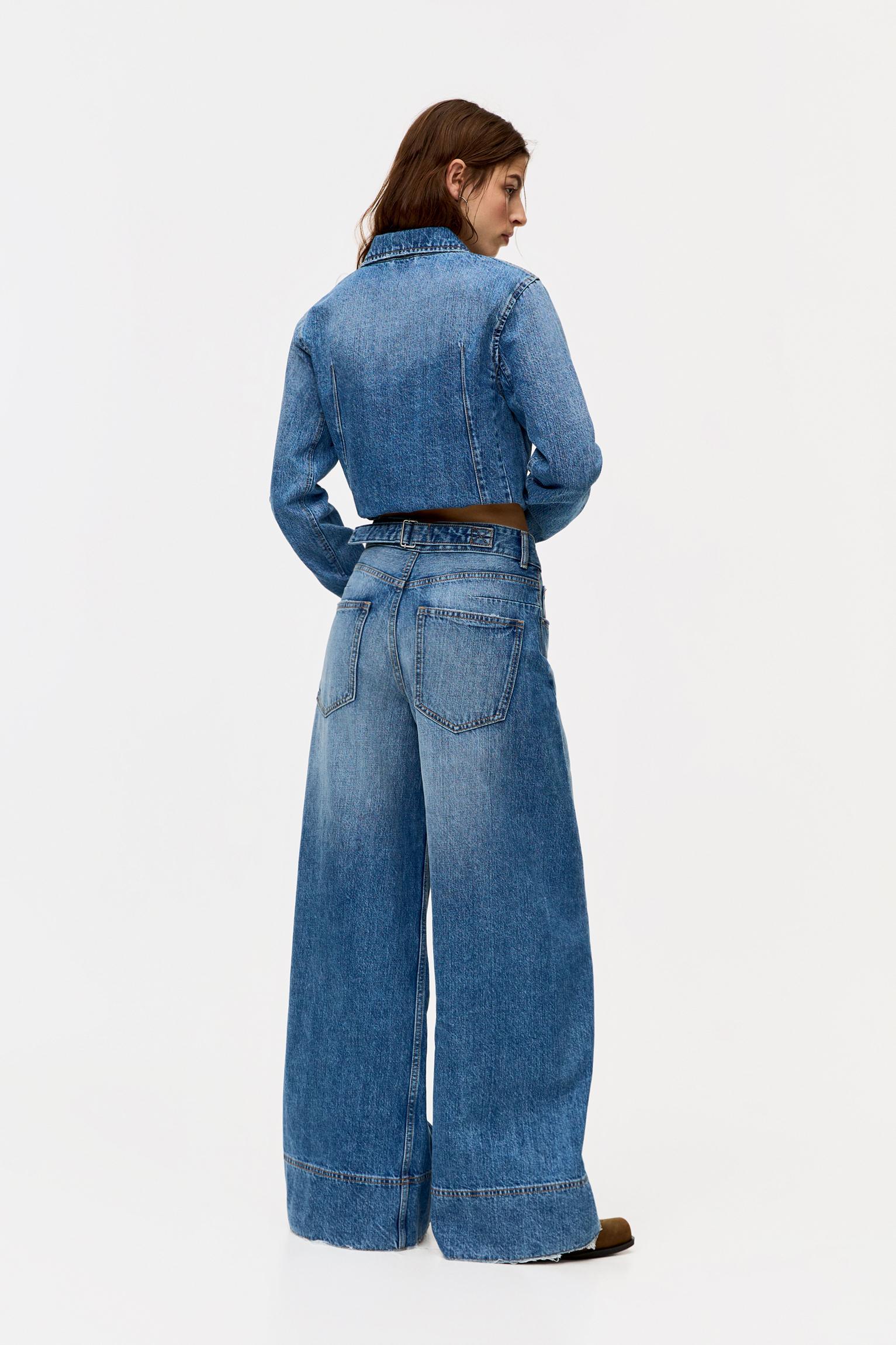 Super wide leg jeans with back belt loops Product Image