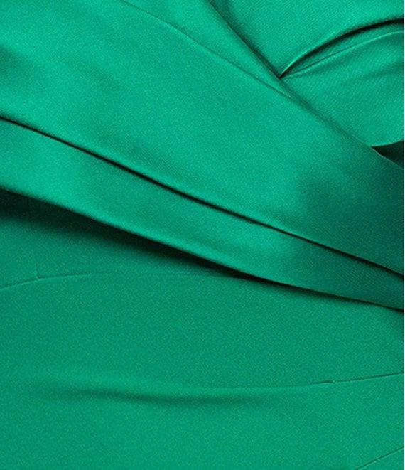 Betsy & Adam Petite Size Off-the-Shoulder Scuba Crepe Dress Product Image