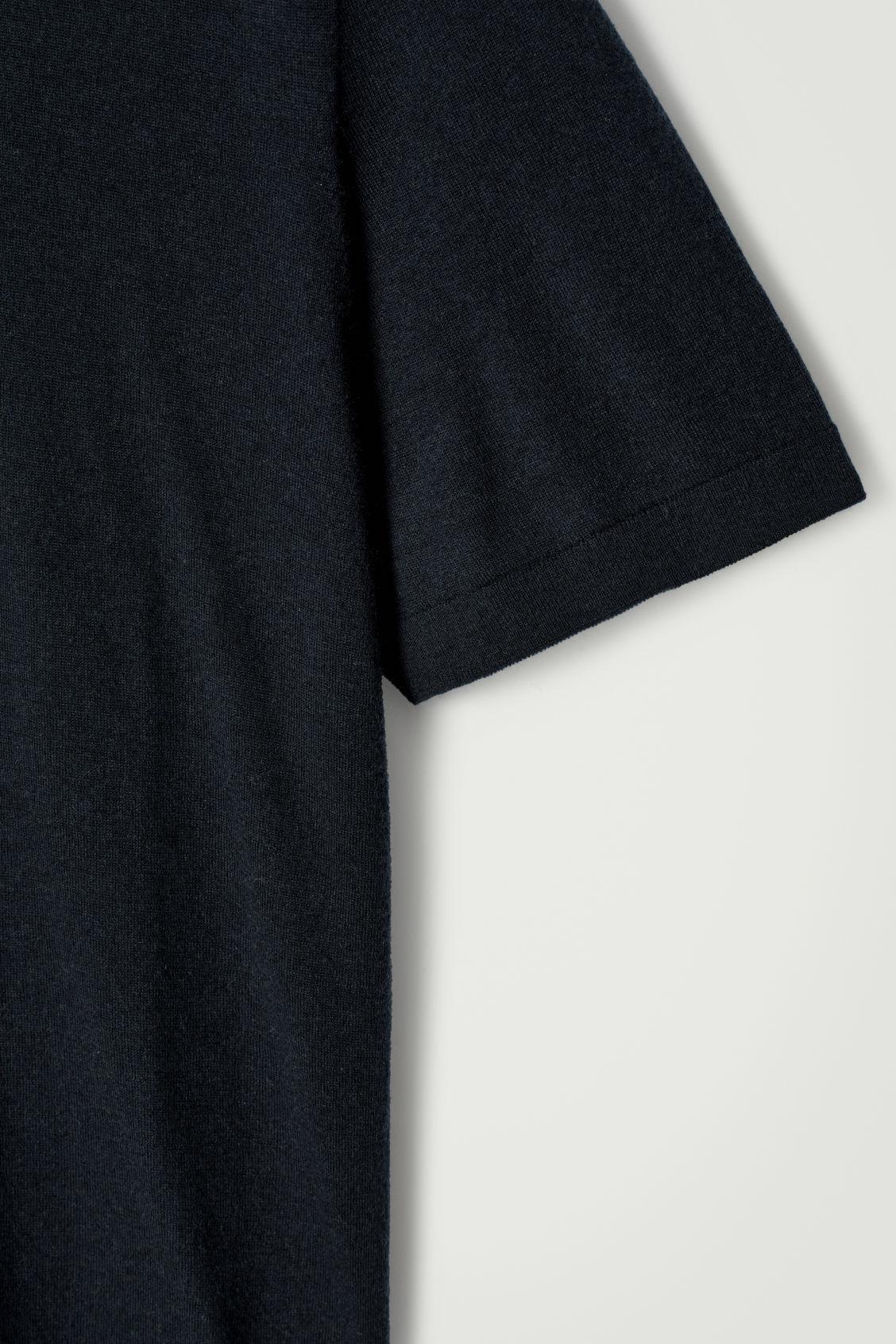 OPEN-COLLAR CASHMERE POLO SHIRT Product Image