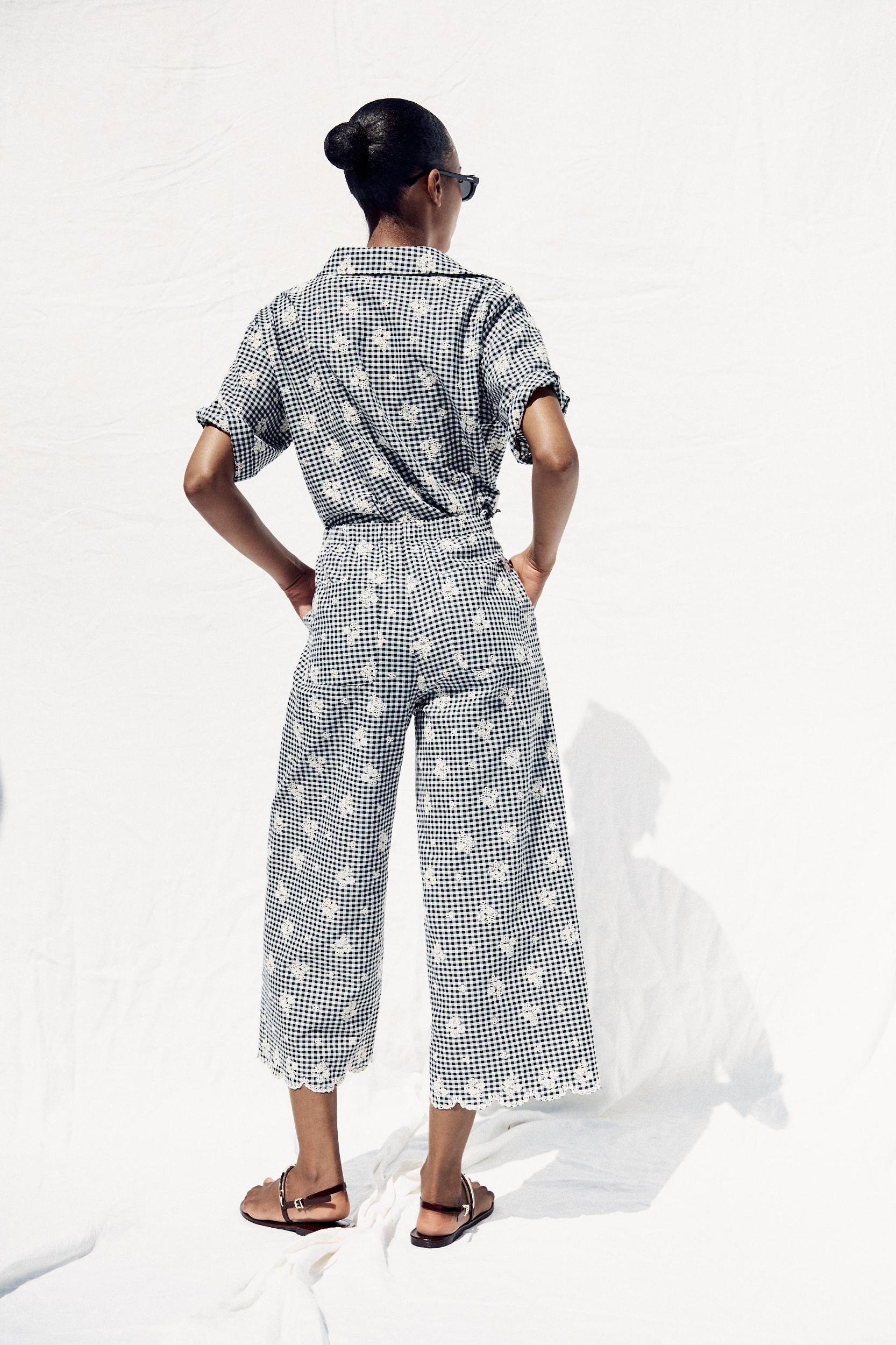 GINGHAM CULOTTES WITH EMBROIDERY Product Image