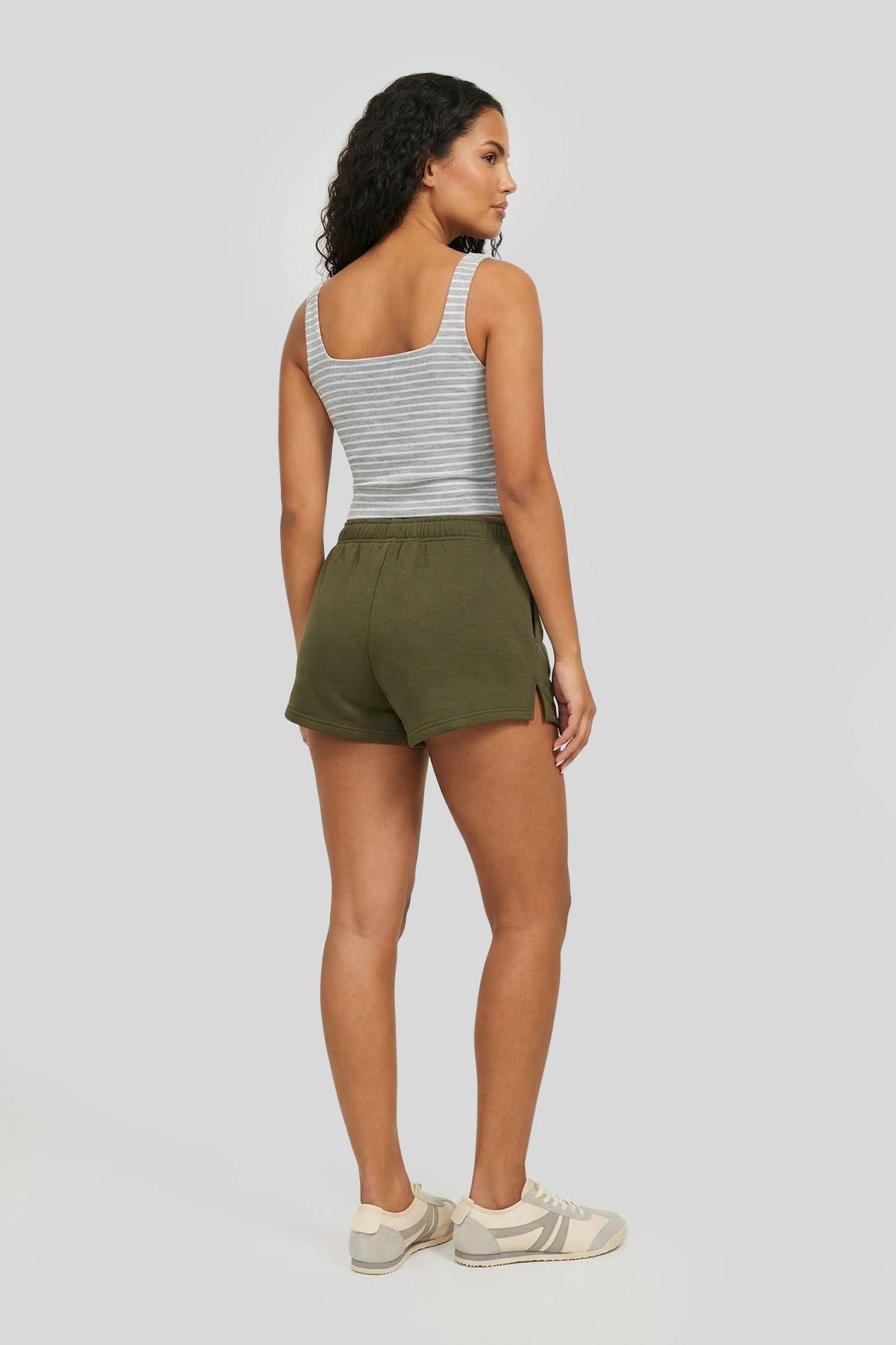 Graphic Fleece Short Female Product Image
