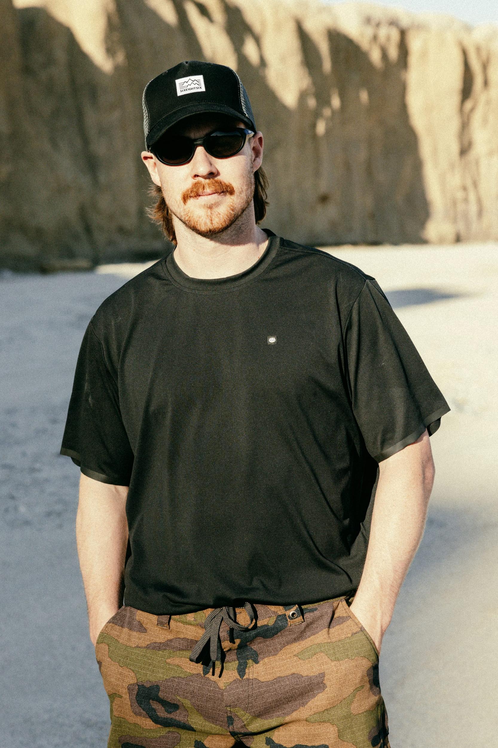 686 Men's Let's Go Tech T-Shirt Male Product Image