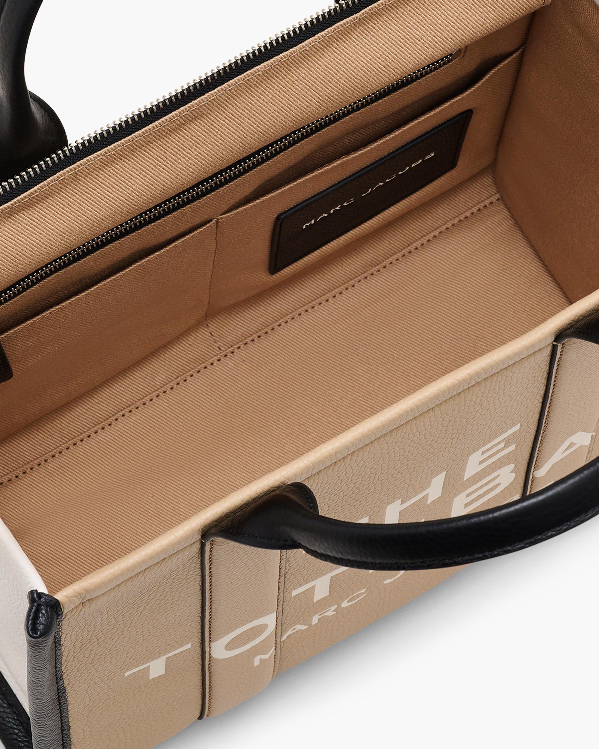 The Canvas Medium Tote Bag Product Image