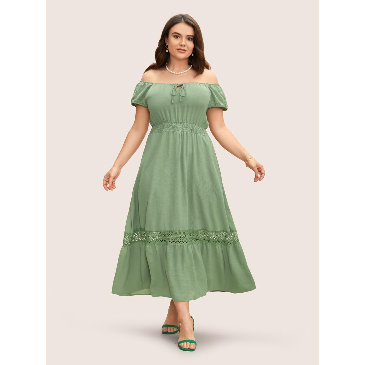 Plus Size Guipure Lace Tie Knot Raglan Sleeve Dress Palemauve Women Elegant Woven ribbon&lace trim Square Neck Cap Sleeve Curvy BloomChic 14-16/1X Product Image