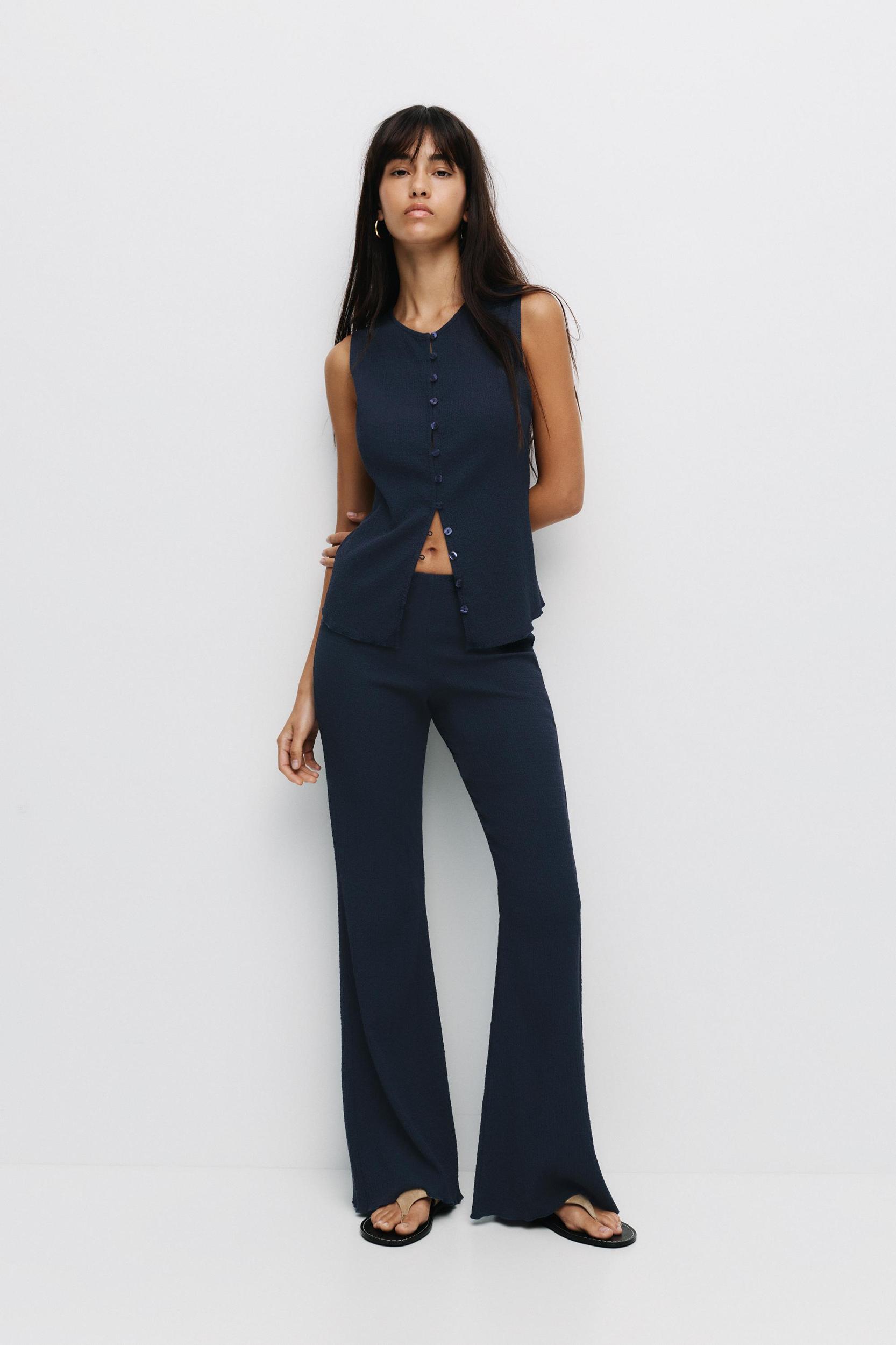 Flared crepe pants Product Image
