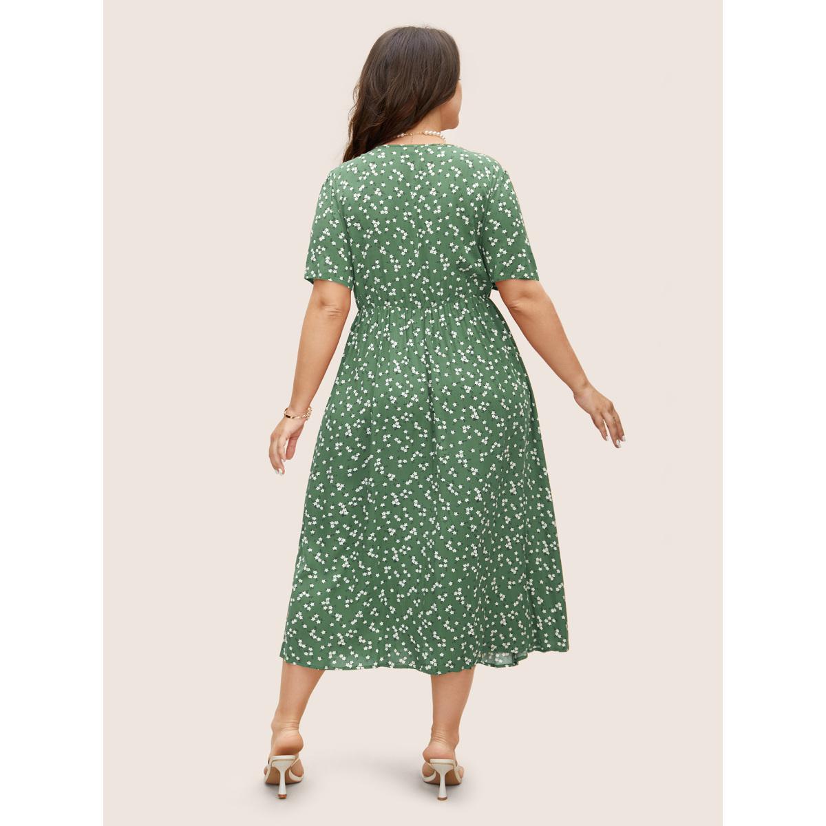 Plus Size Ditsy Floral Button Detail Elastic Waist Midi Dress Truegreen Women Elegant Gathered V-neck Short sleeve Curvy BloomChic 18-20/2X Product Image