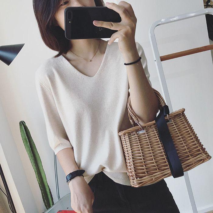 Elbow-Sleeve V-Neck Knit Top Product Image
