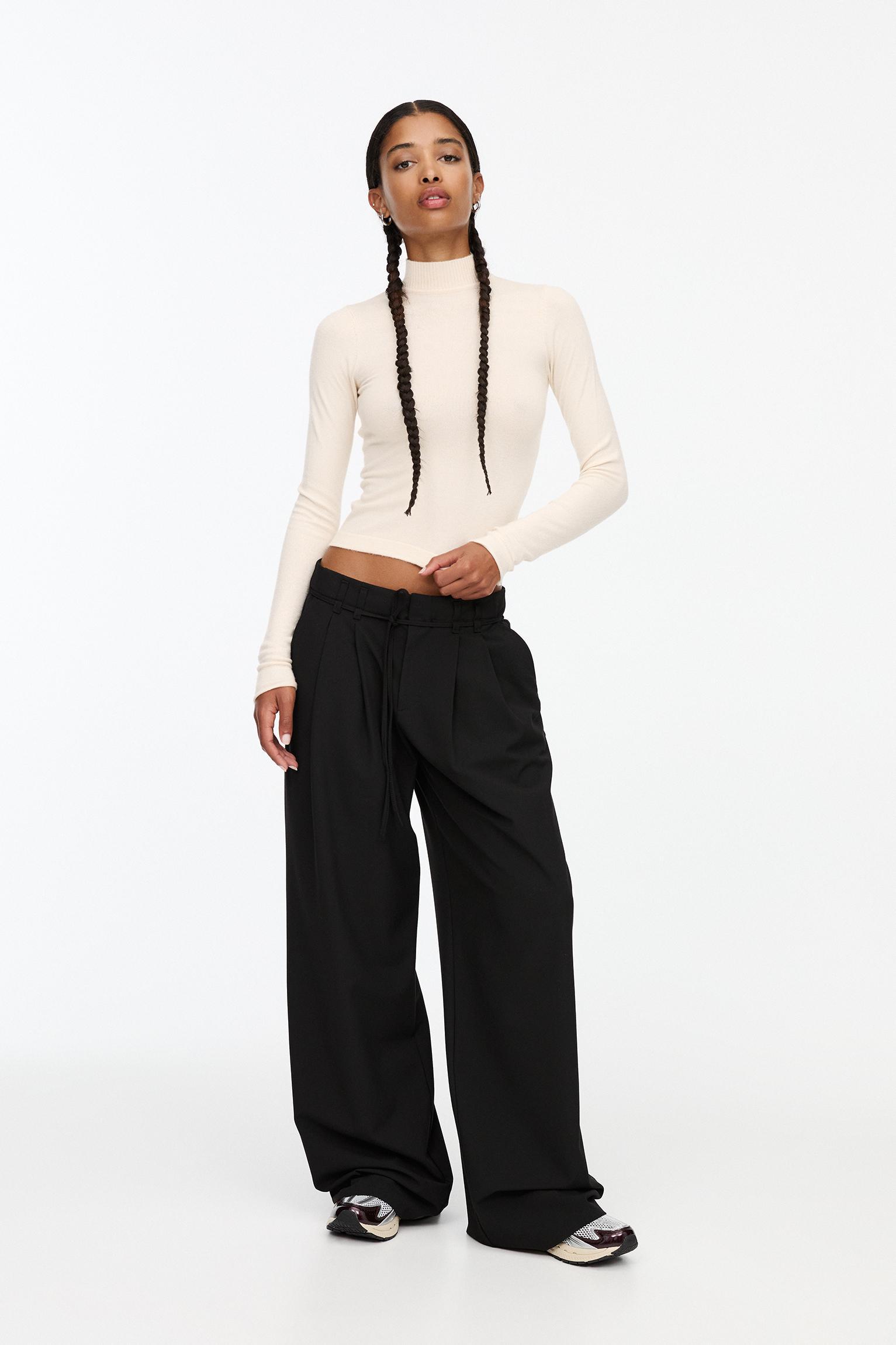 High neck sweater Product Image