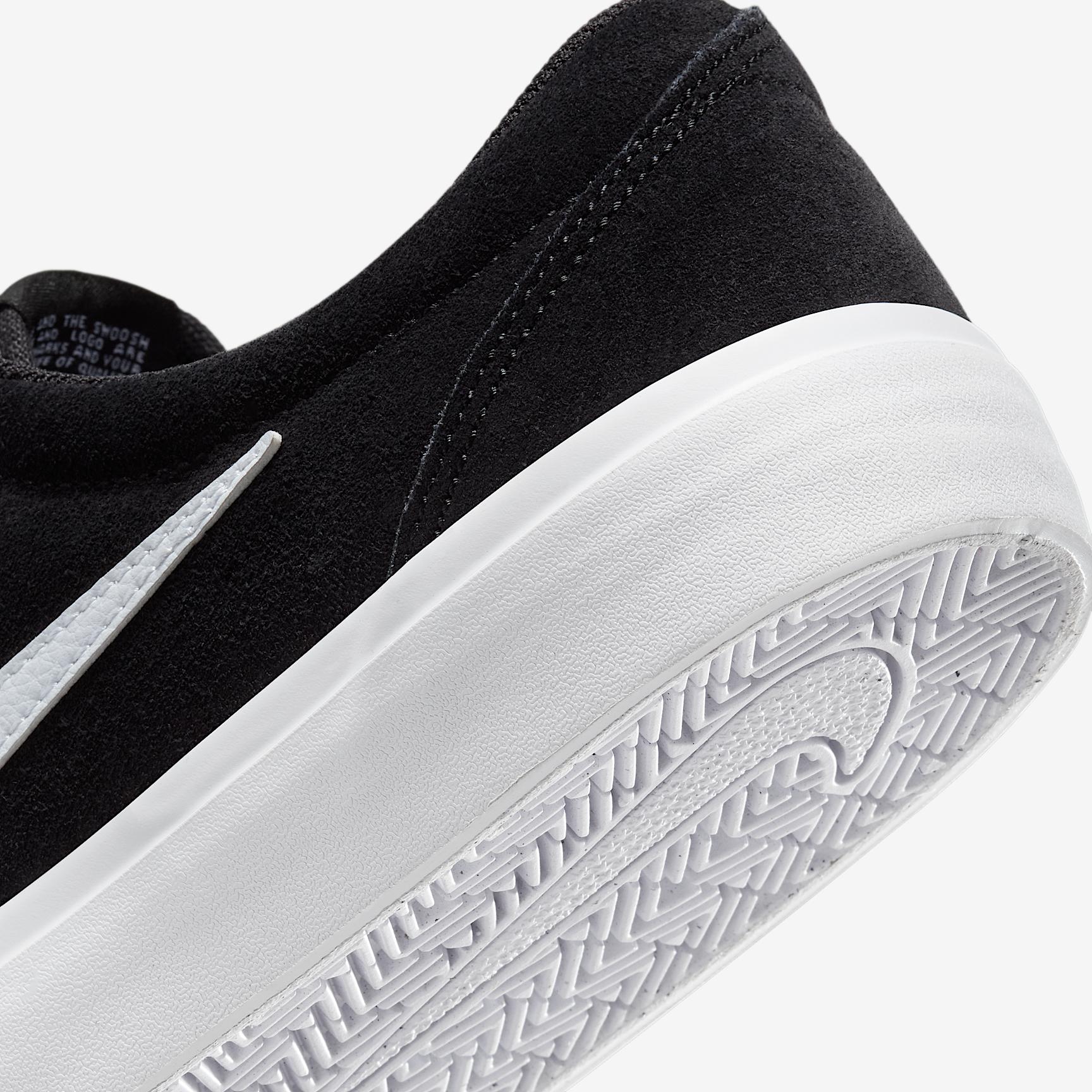 Nike Womens Charge Suede Shoes | IM4399-001 Product Image