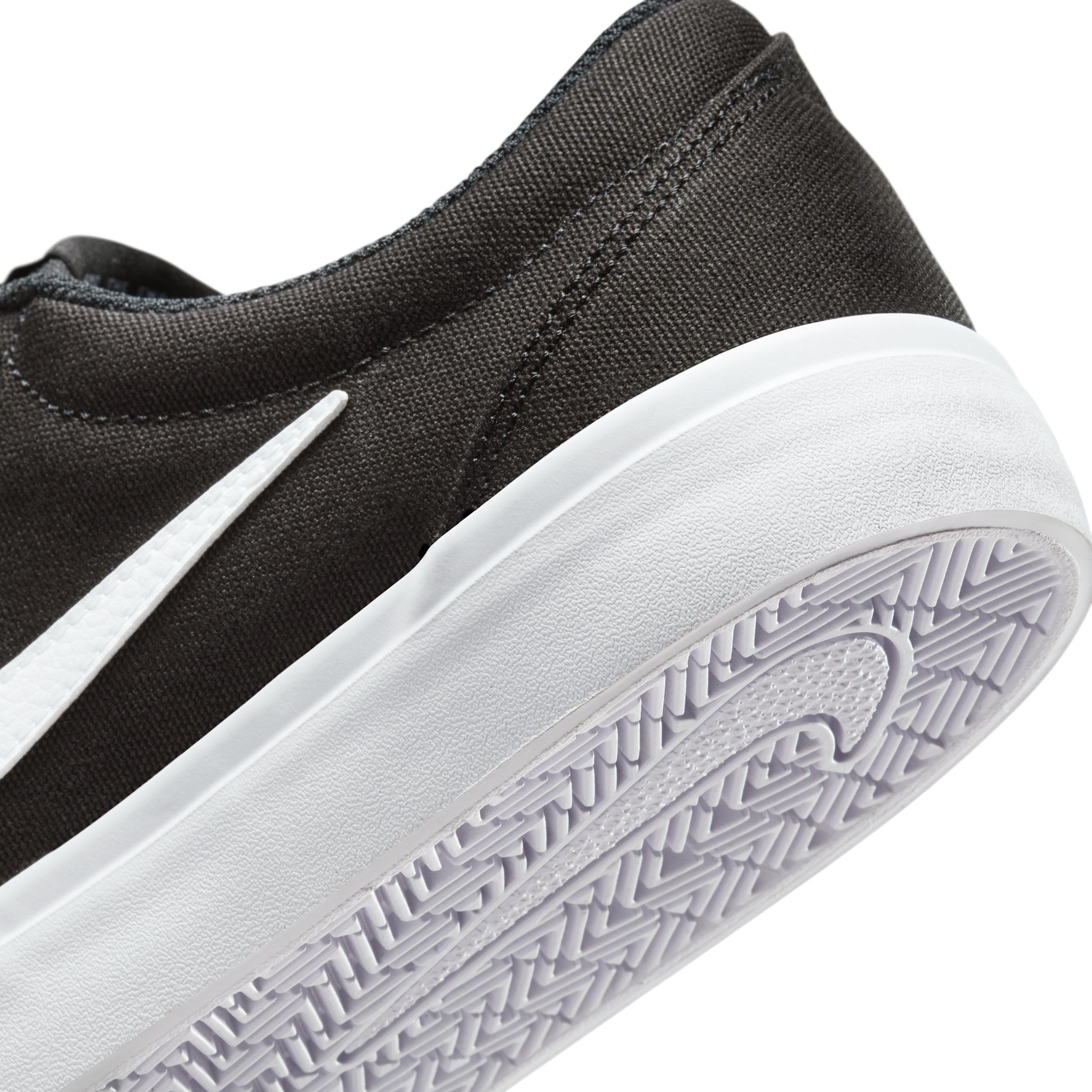 Nike Women's Charge Canvas Shoes Product Image