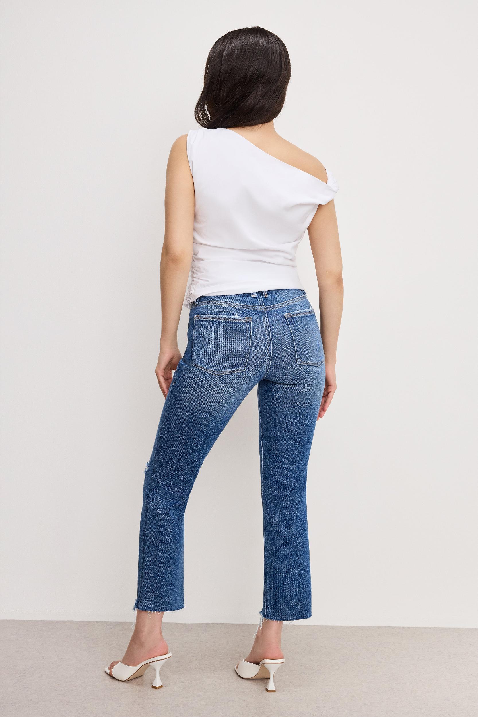 GOOD PETITE STRAIGHT JEANS | INDIGO943 Product Image