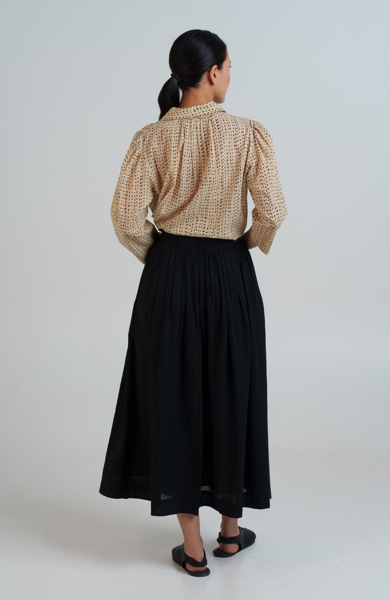 The Tiny-Dotted Shirt Product Image