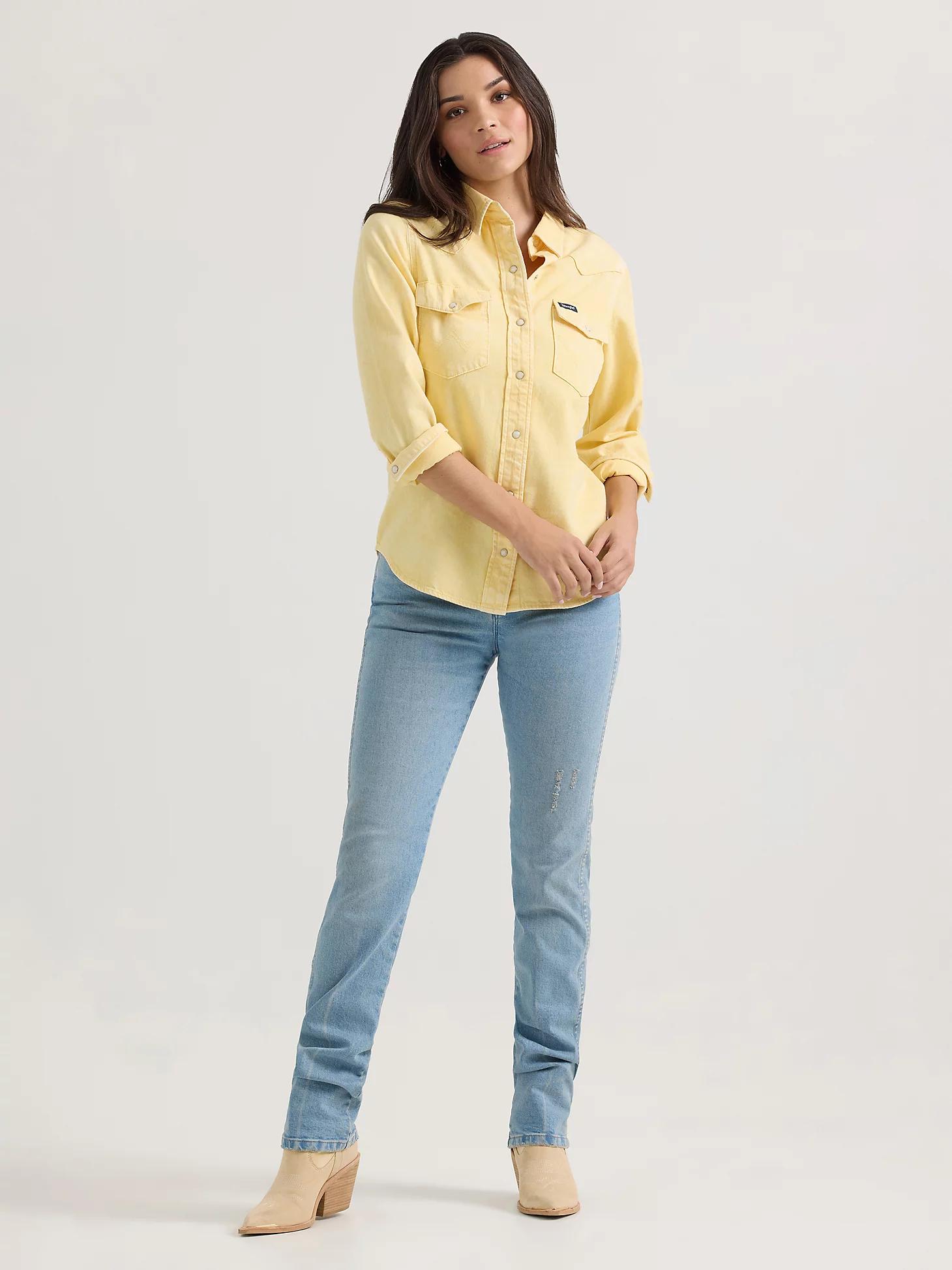 Women's Wrangler Colorwash Slim Western Snap Shirt Product Image