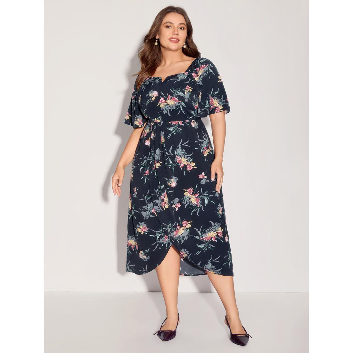Plus Size Notched Collar Floral Print Overlap Midi Dress Indigo Women Pleated Notched collar Short sleeve Curvy BloomChic 12/L Product Image
