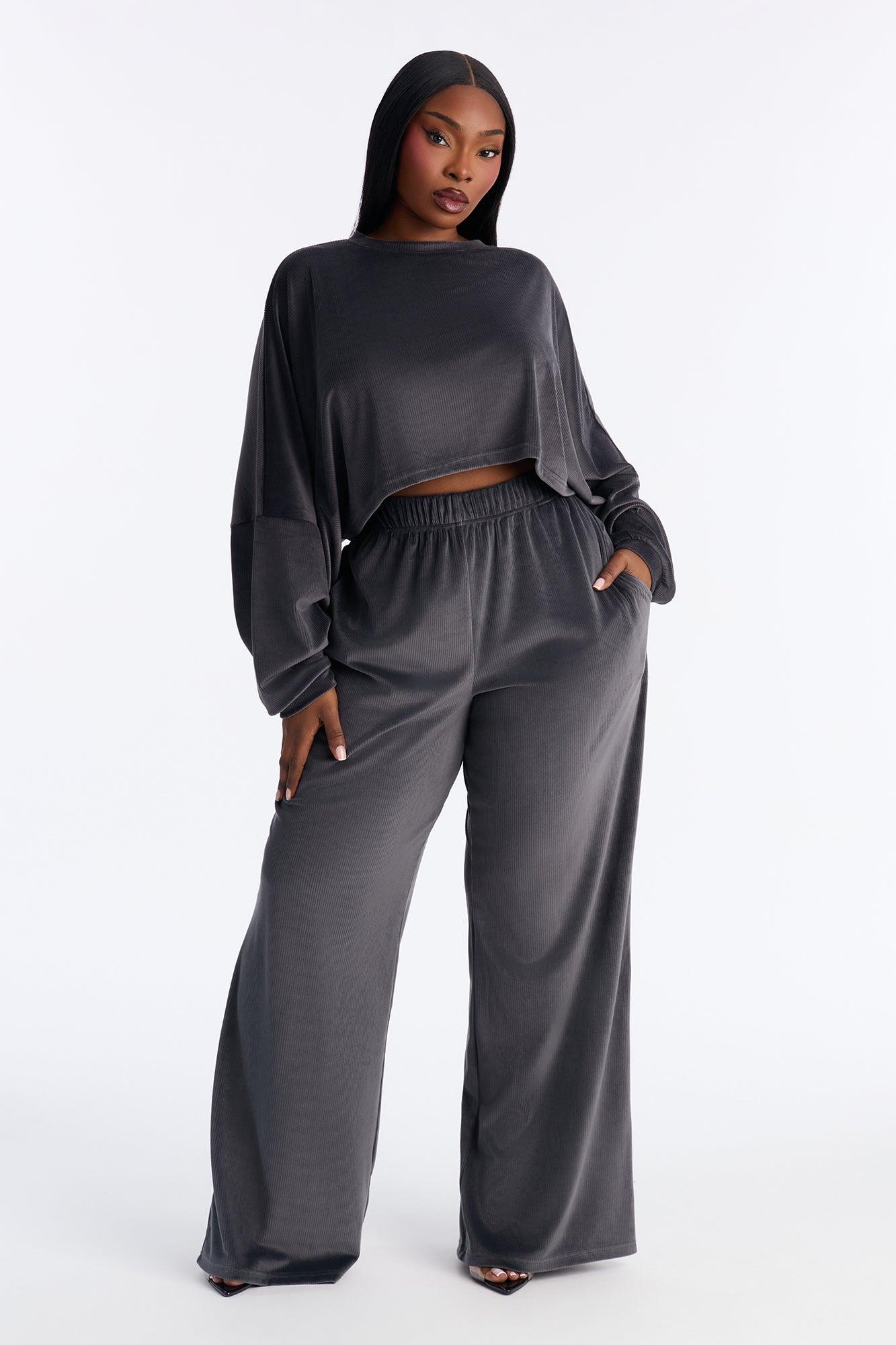 Vicky Ribbed Cropped Sweatshirt Crewneck - Charcoal Female Product Image