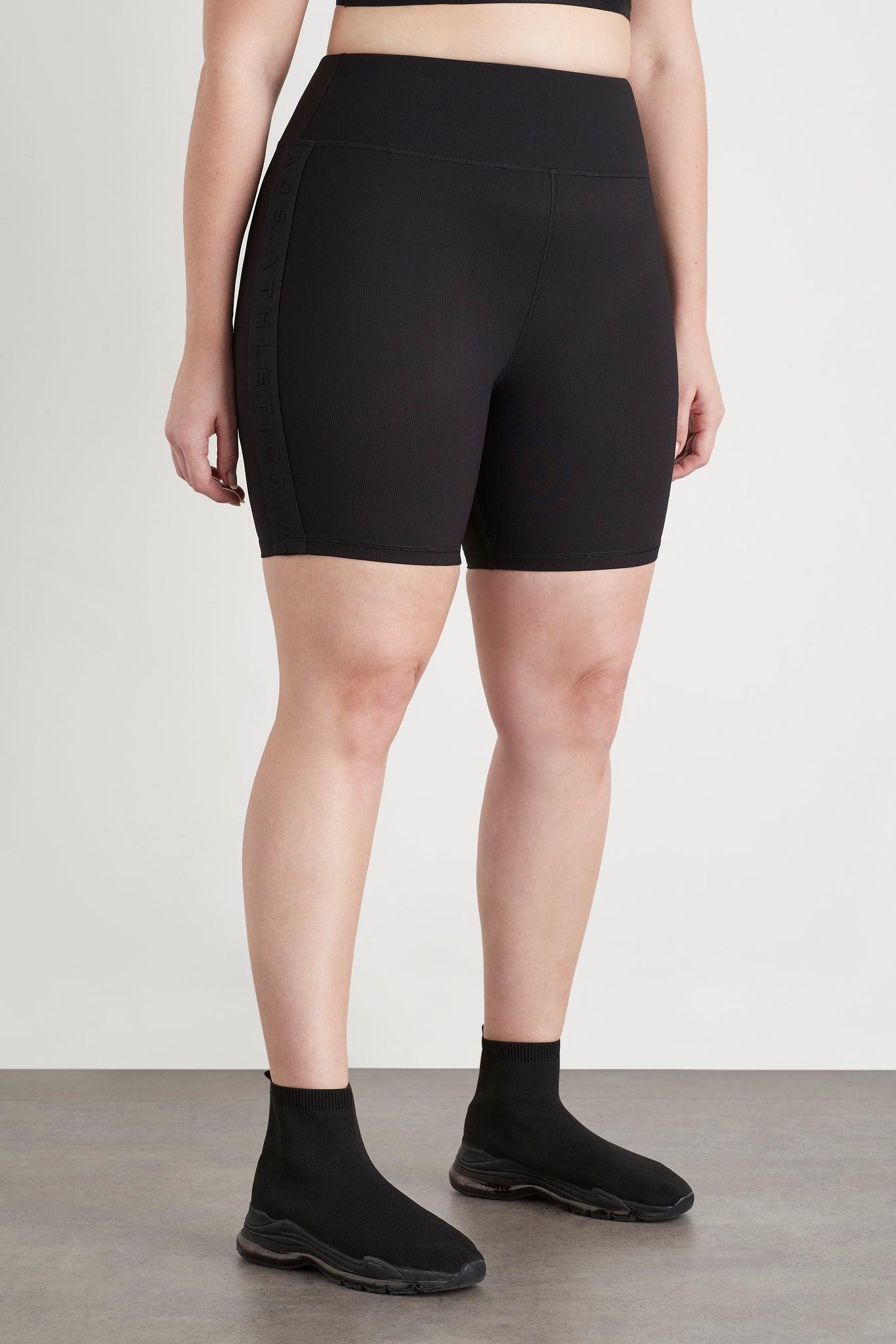 Essential Mid Length Bike Shorts 601 Product Image