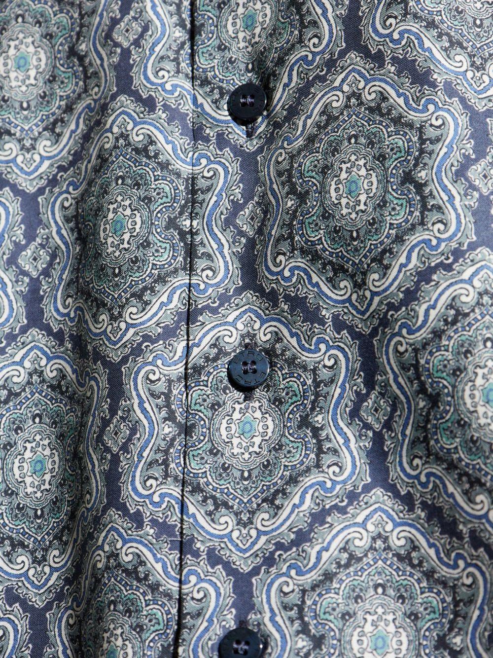 geometric-print long-sleeve shirt Product Image