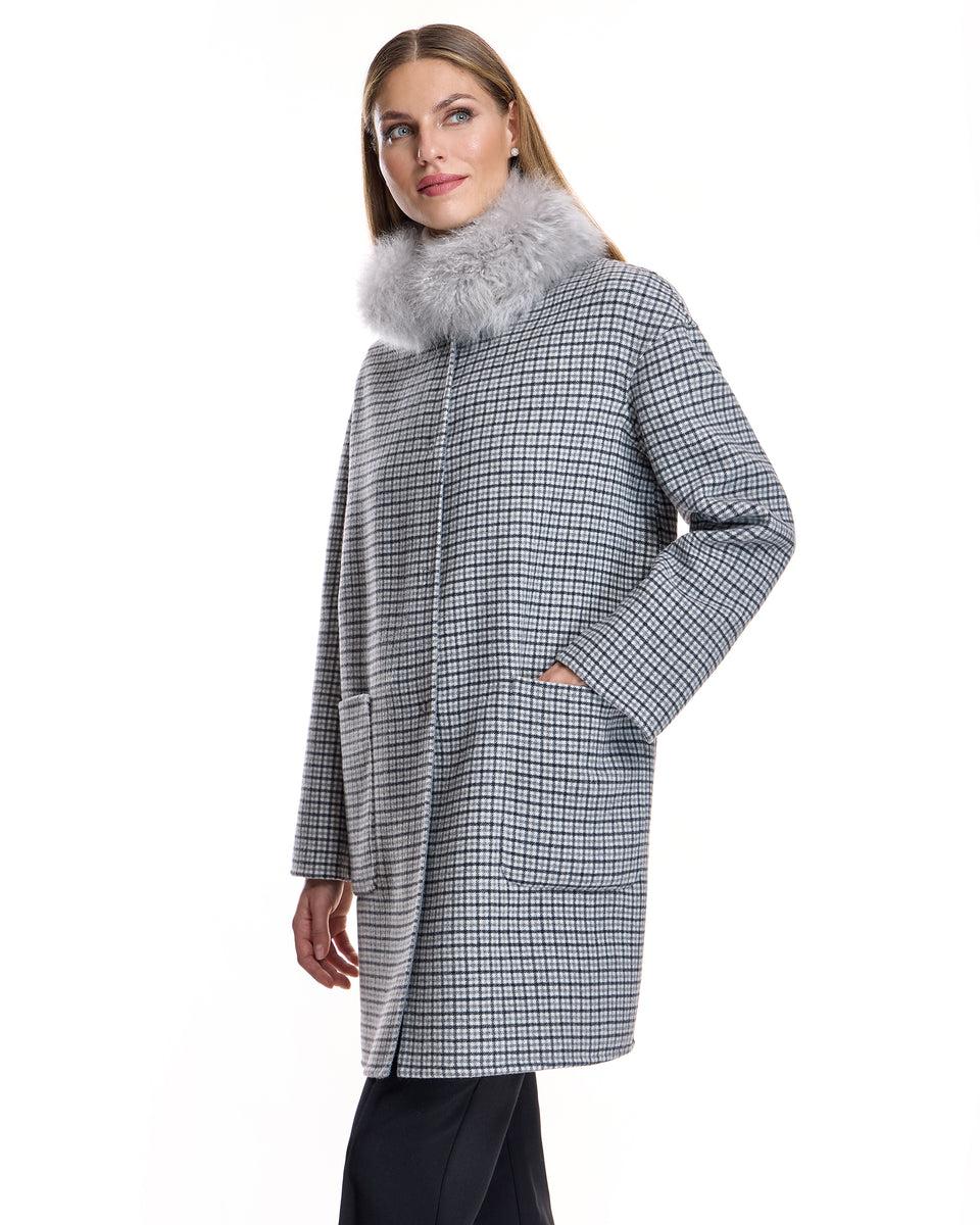 Woolblend Coat with Cashmere lamb Collar Product Image