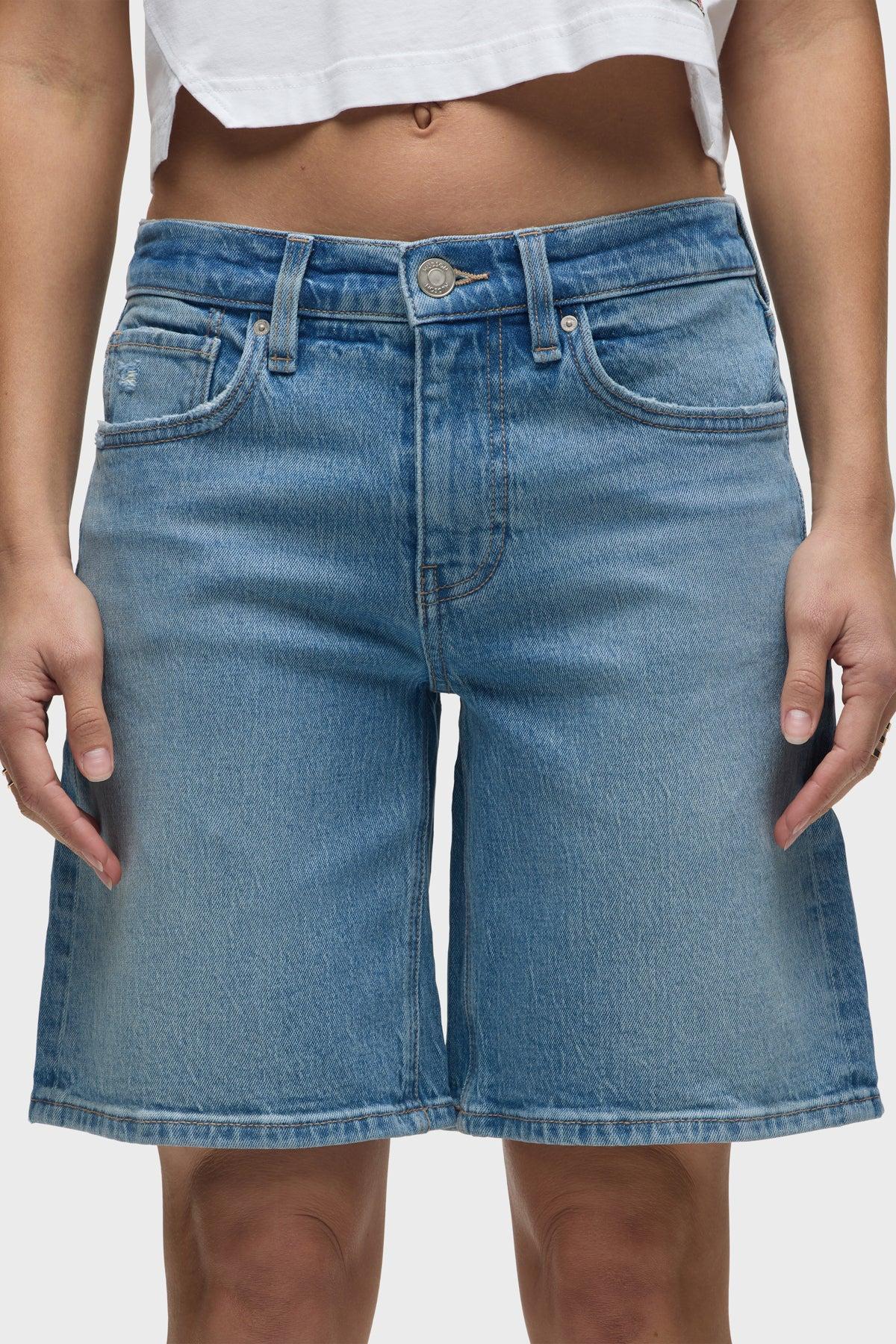 London Low-Rise Long Short Female Product Image