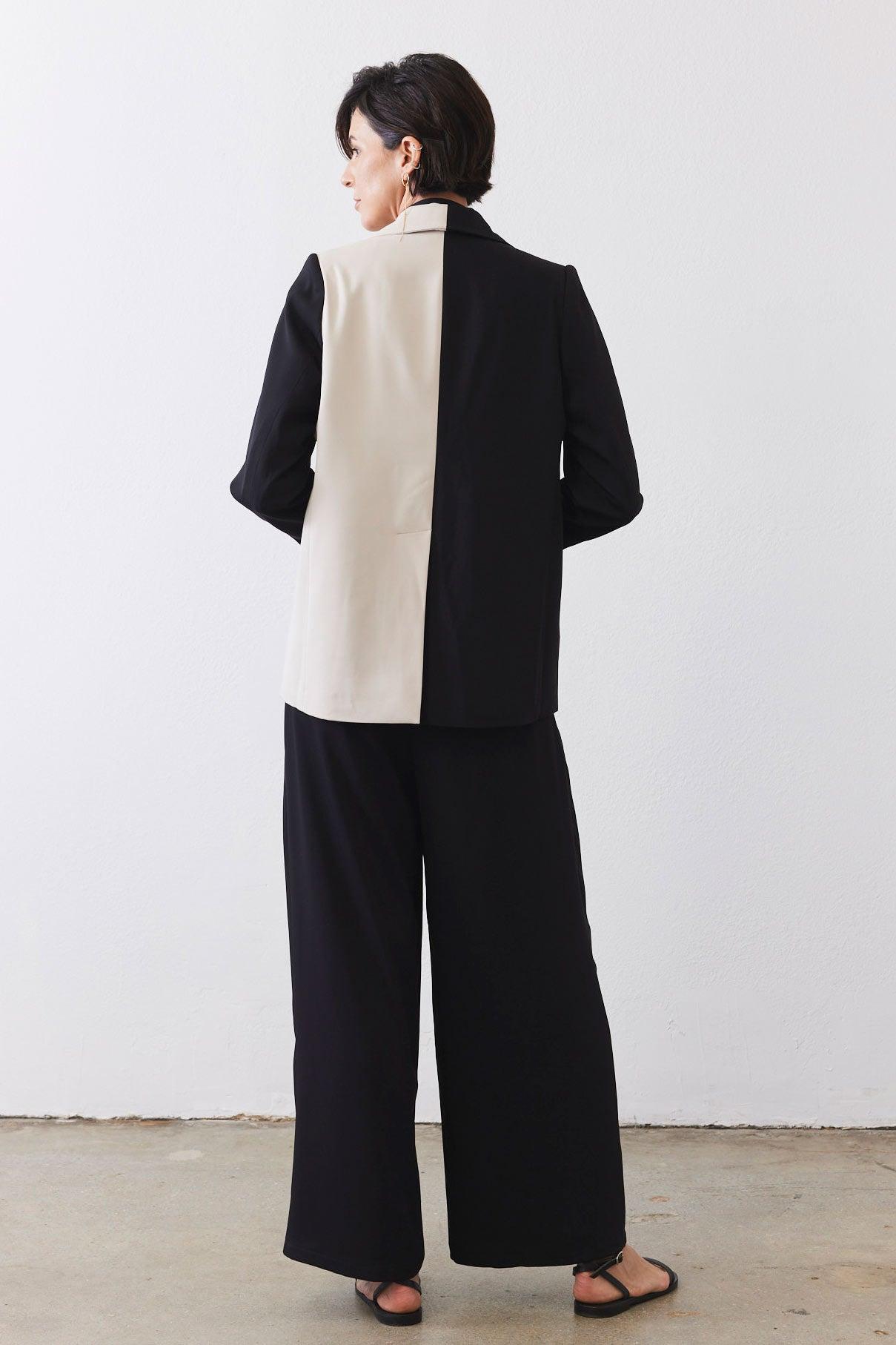 The Classic Colorblock Blazer That Upgrades You Product Image