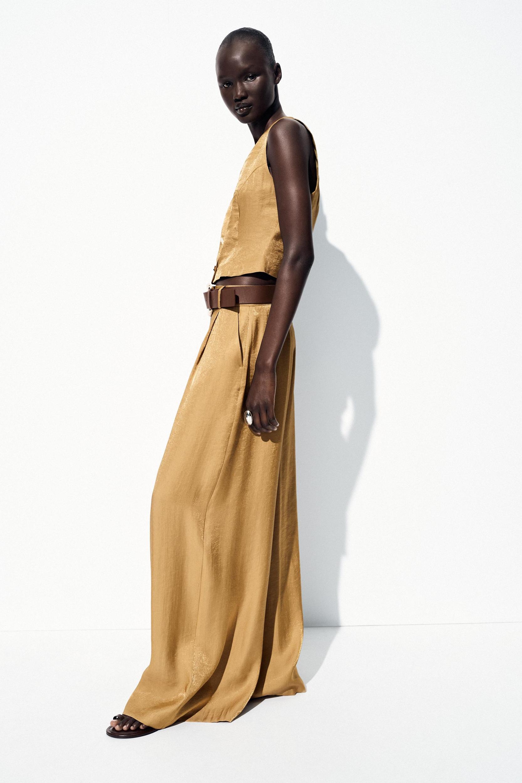 SATIN WIDE LEG BELTED PANTS Product Image