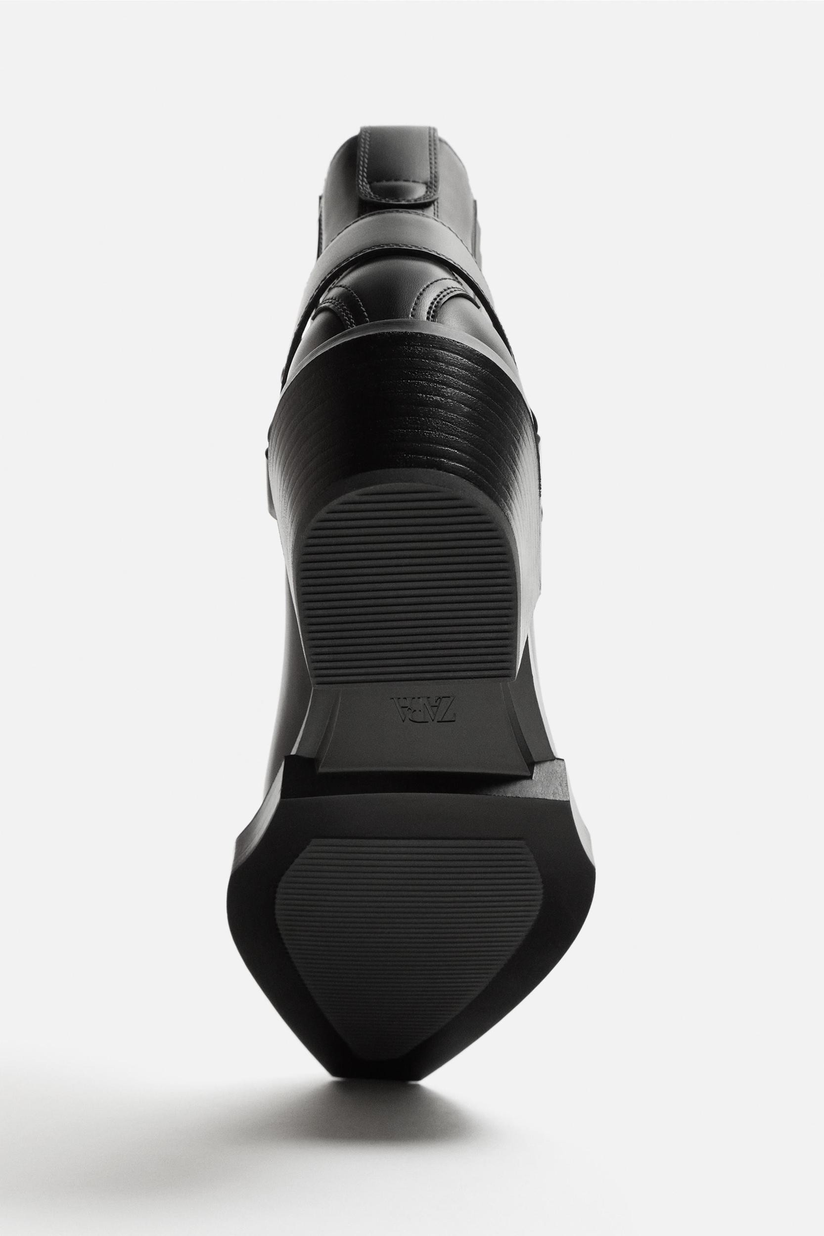 HARNESS COWBOY BOOTS Product Image