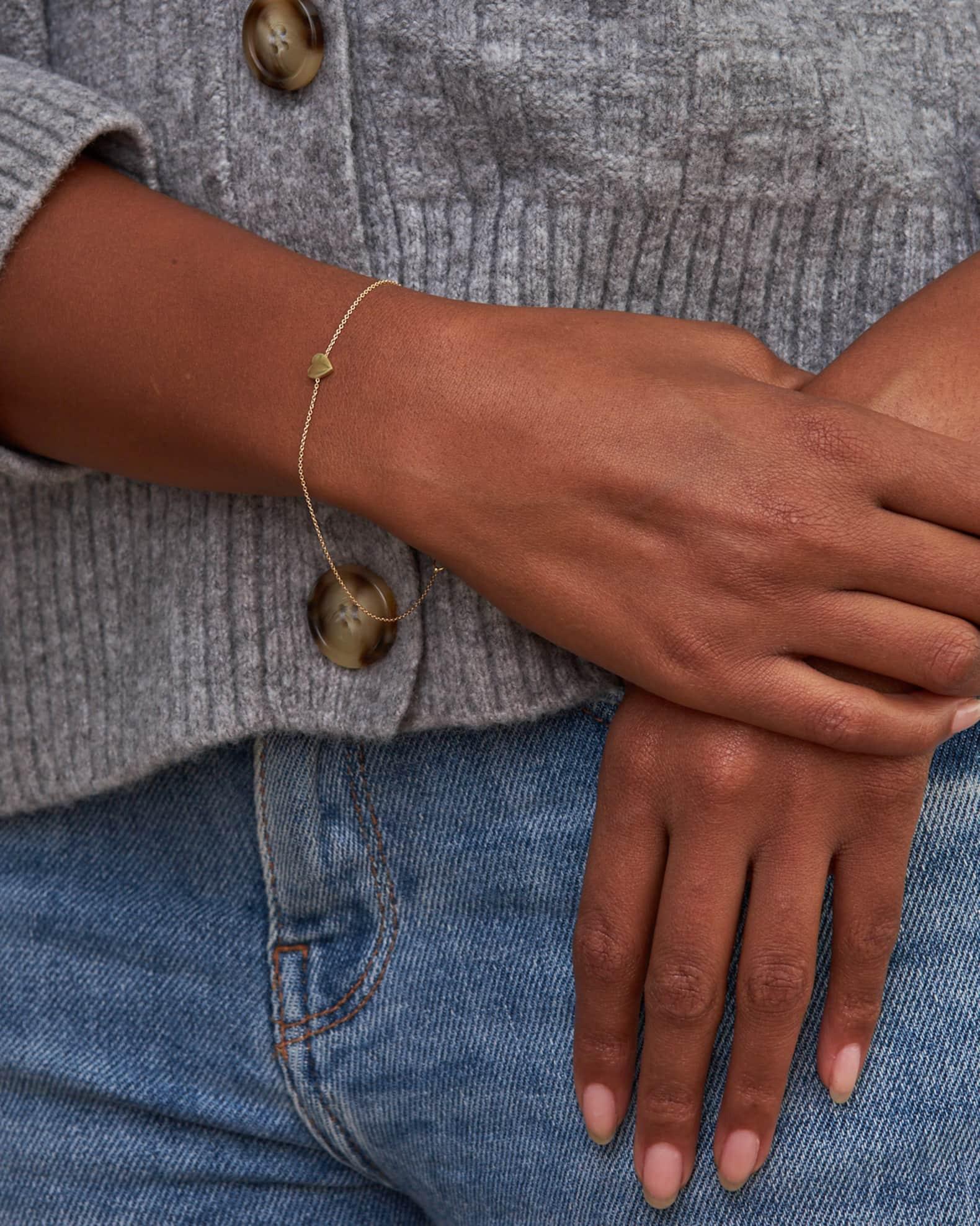 18k Mini Heart Bracelet Product Image