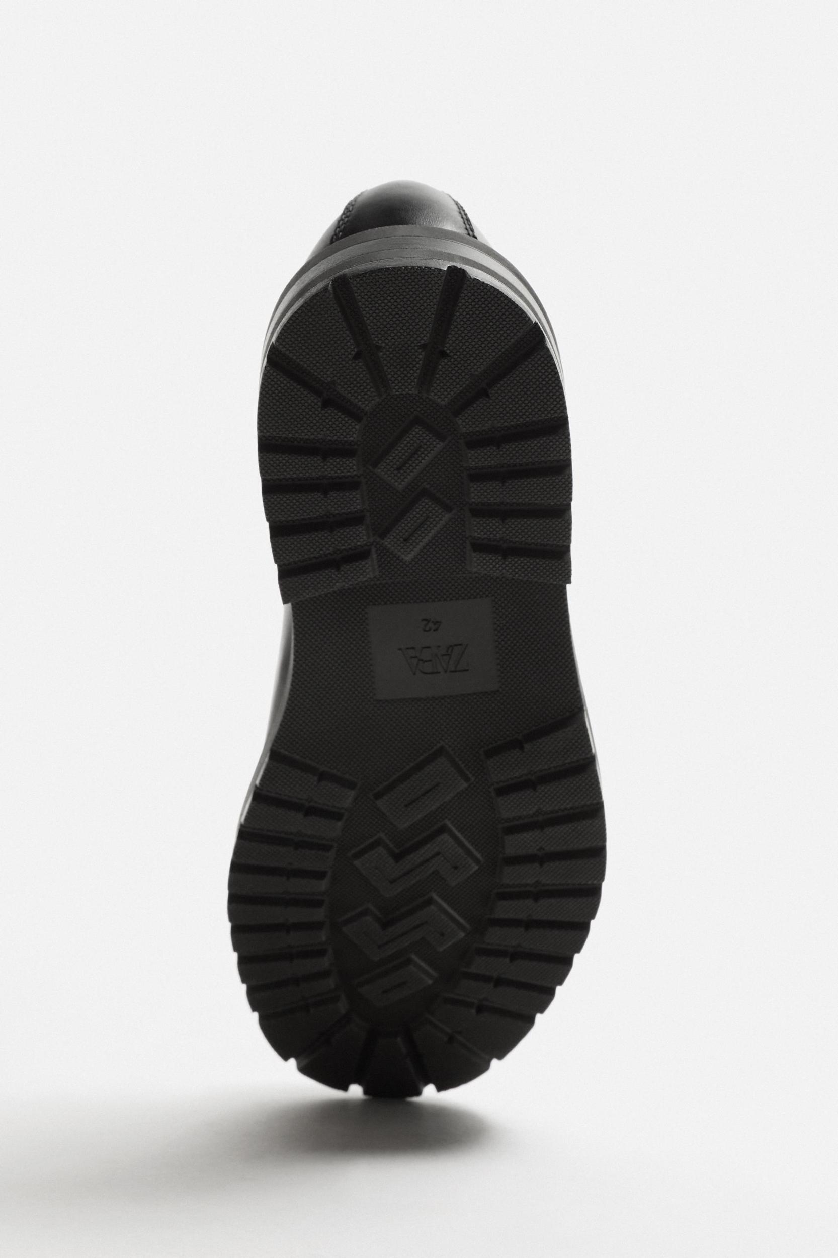 LEATHER DRESS SHOES Product Image