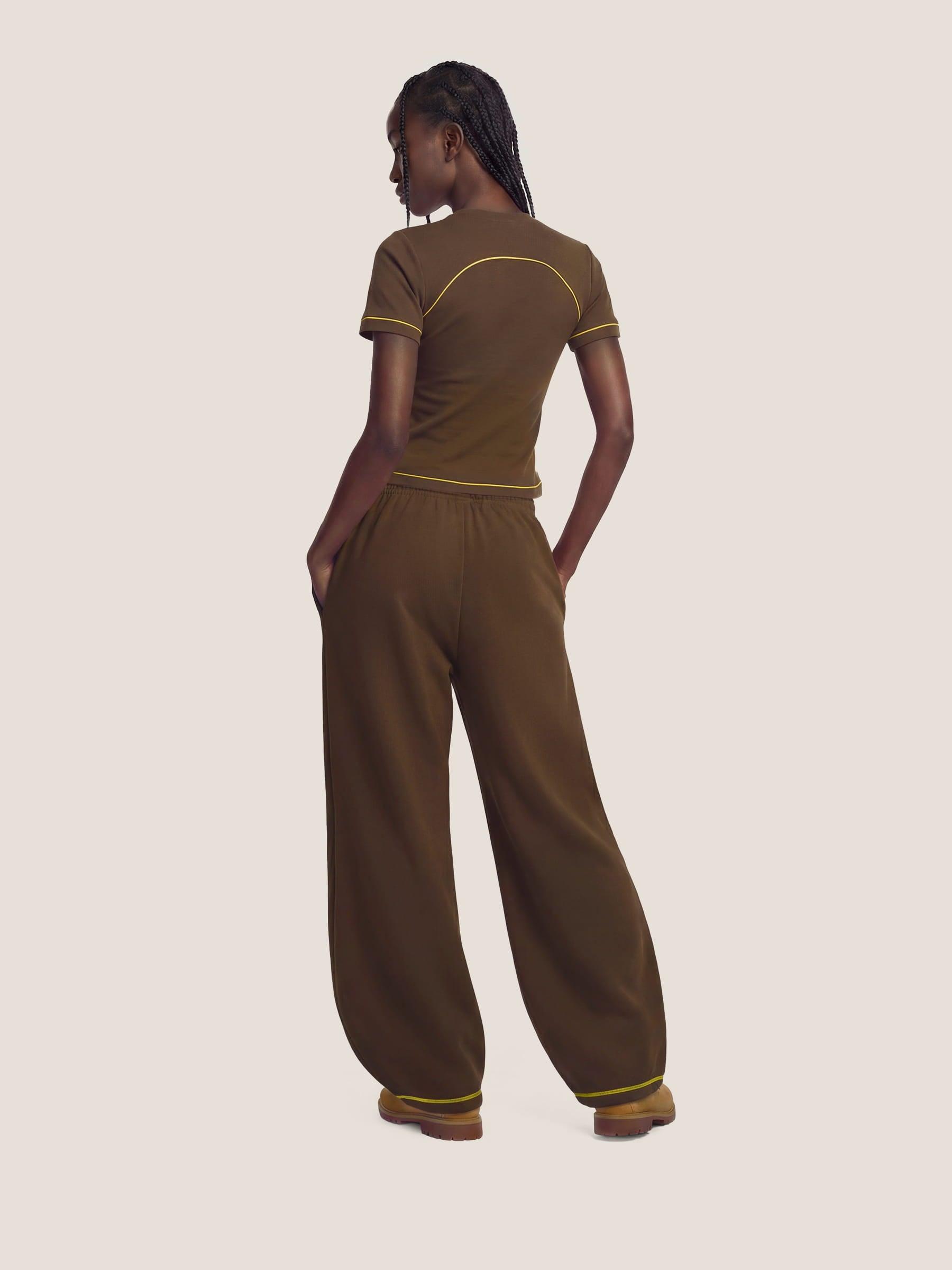 Cloud Slim Sweat Set Female Product Image
