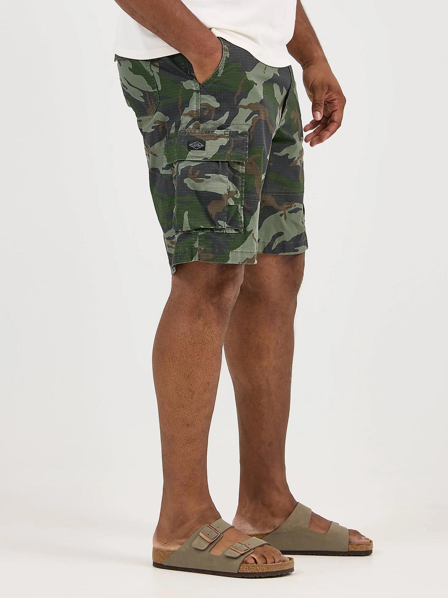 Men's Extreme Motion Carolina Ripstop Cargo Short (Big & Tall) | Men's Shorts | Lee® Product Image