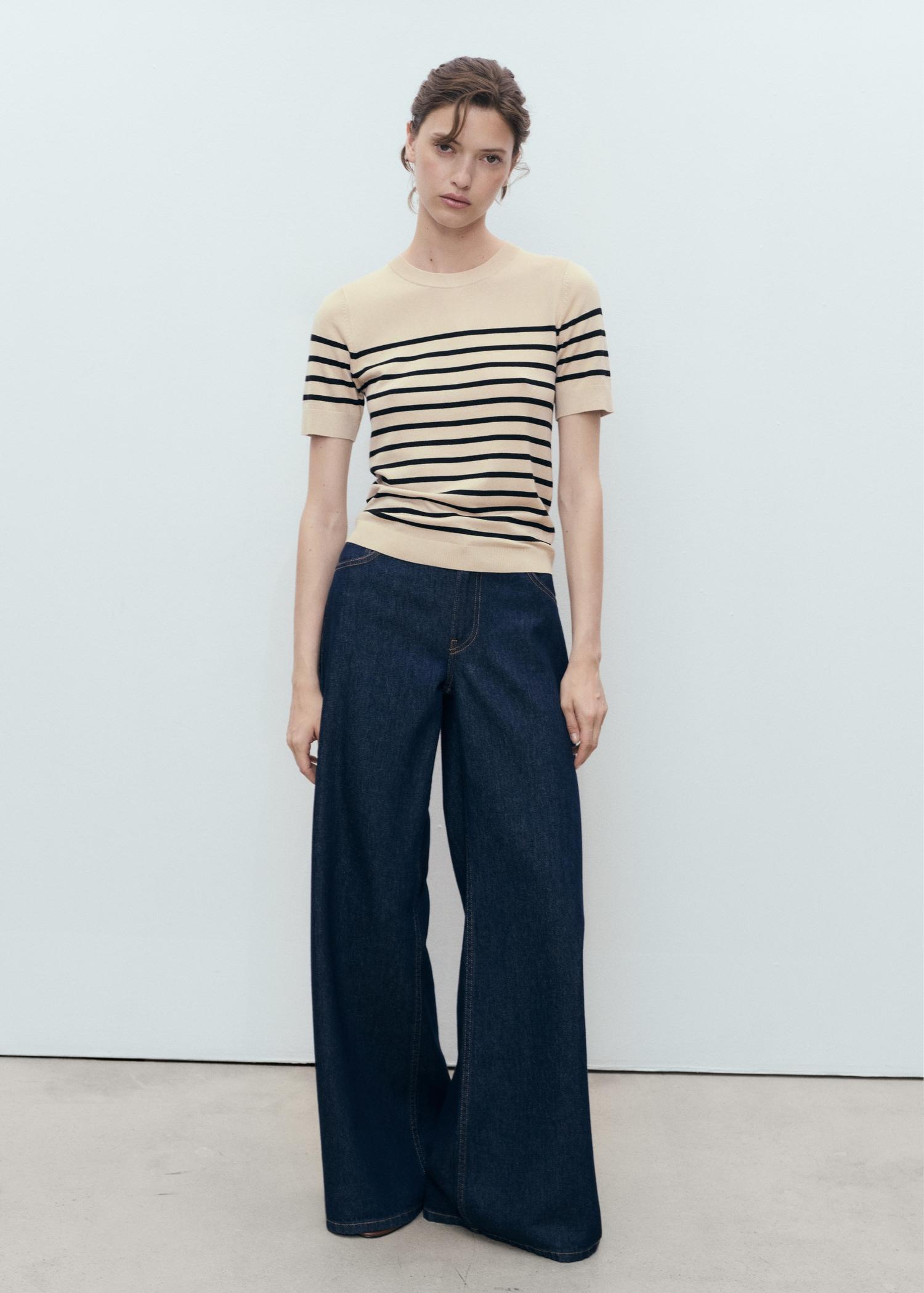 Short-sleeved fine-knit sweater - Women | MANGO USA Product Image